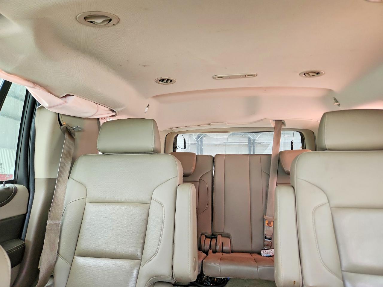 2015 Chevrolet Tahoe K1500 Ltz White vin: 1GNSKCKC1FR253027