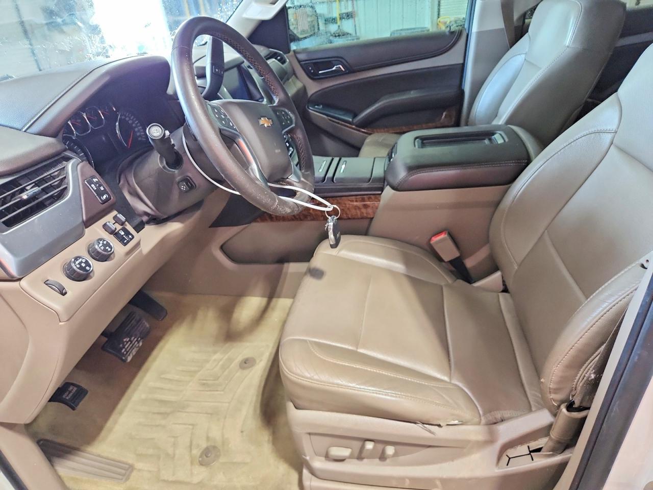 2015 Chevrolet Tahoe K1500 Ltz White vin: 1GNSKCKC2FR186504