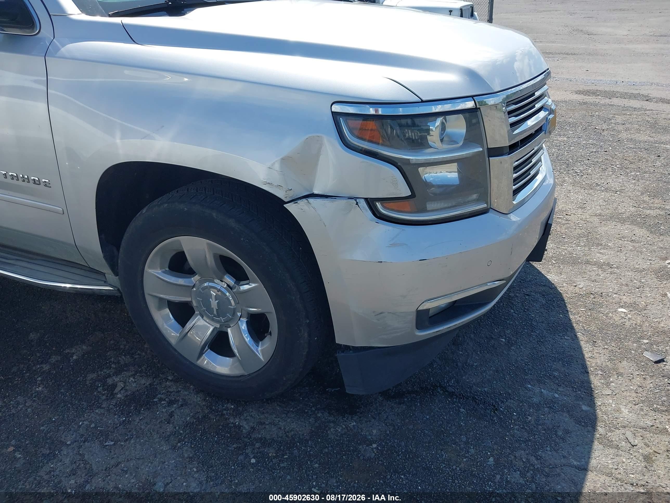 2015 Chevrolet Tahoe Ltz Серебряный vin: 1GNSKCKC2FR218206