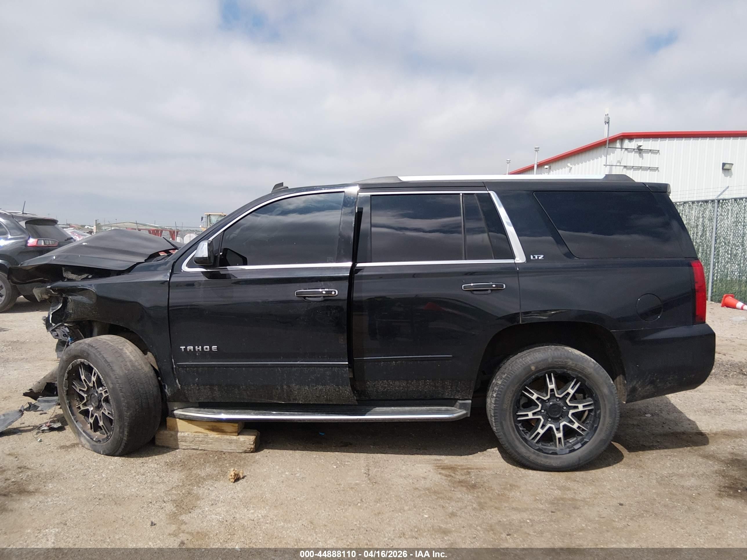 2015 Chevrolet Tahoe Ltz Black vin: 1GNSKCKC2FR239086