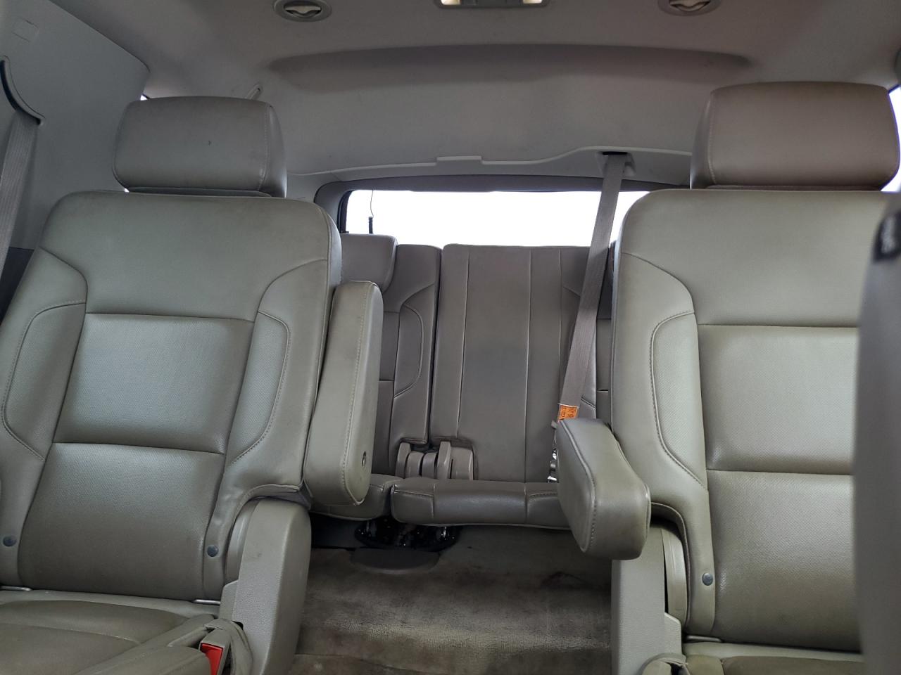 2015 Chevrolet Tahoe K1500 Ltz Beige vin: 1GNSKCKC2FR276316