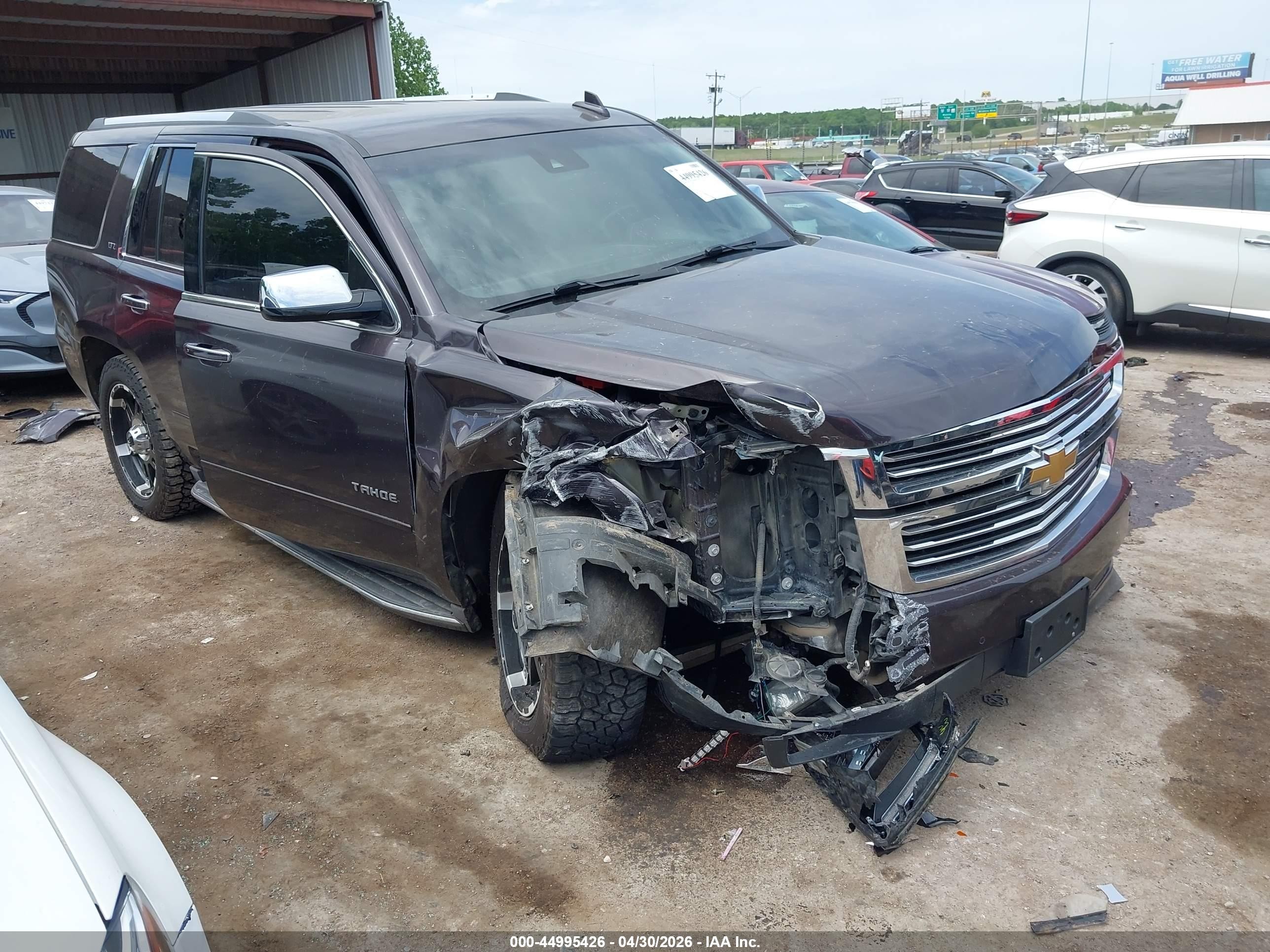 2015 Chevrolet Tahoe Ltz Коричневый vin: 1GNSKCKC2FR539596