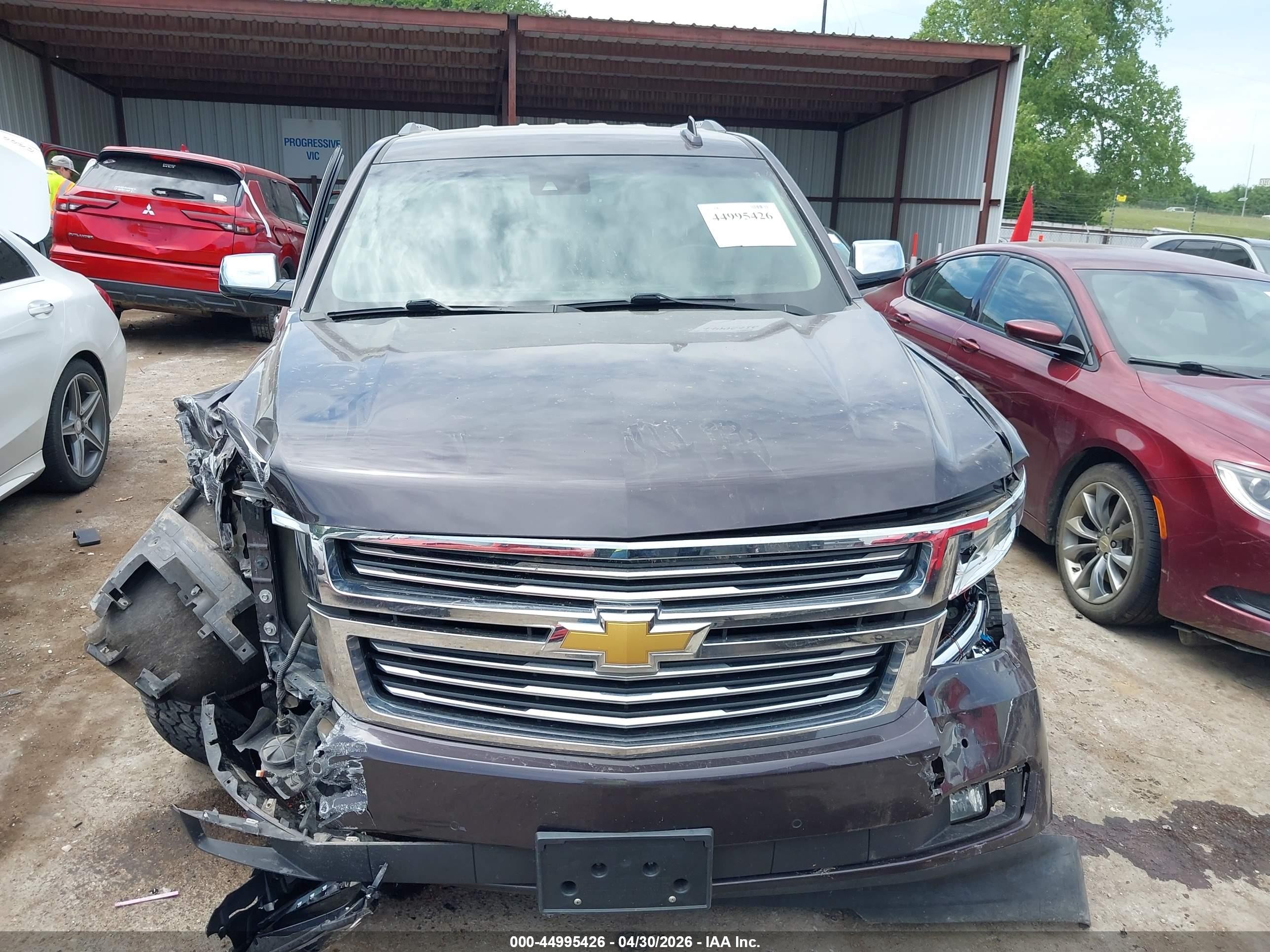 2015 Chevrolet Tahoe Ltz Коричневый vin: 1GNSKCKC2FR539596
