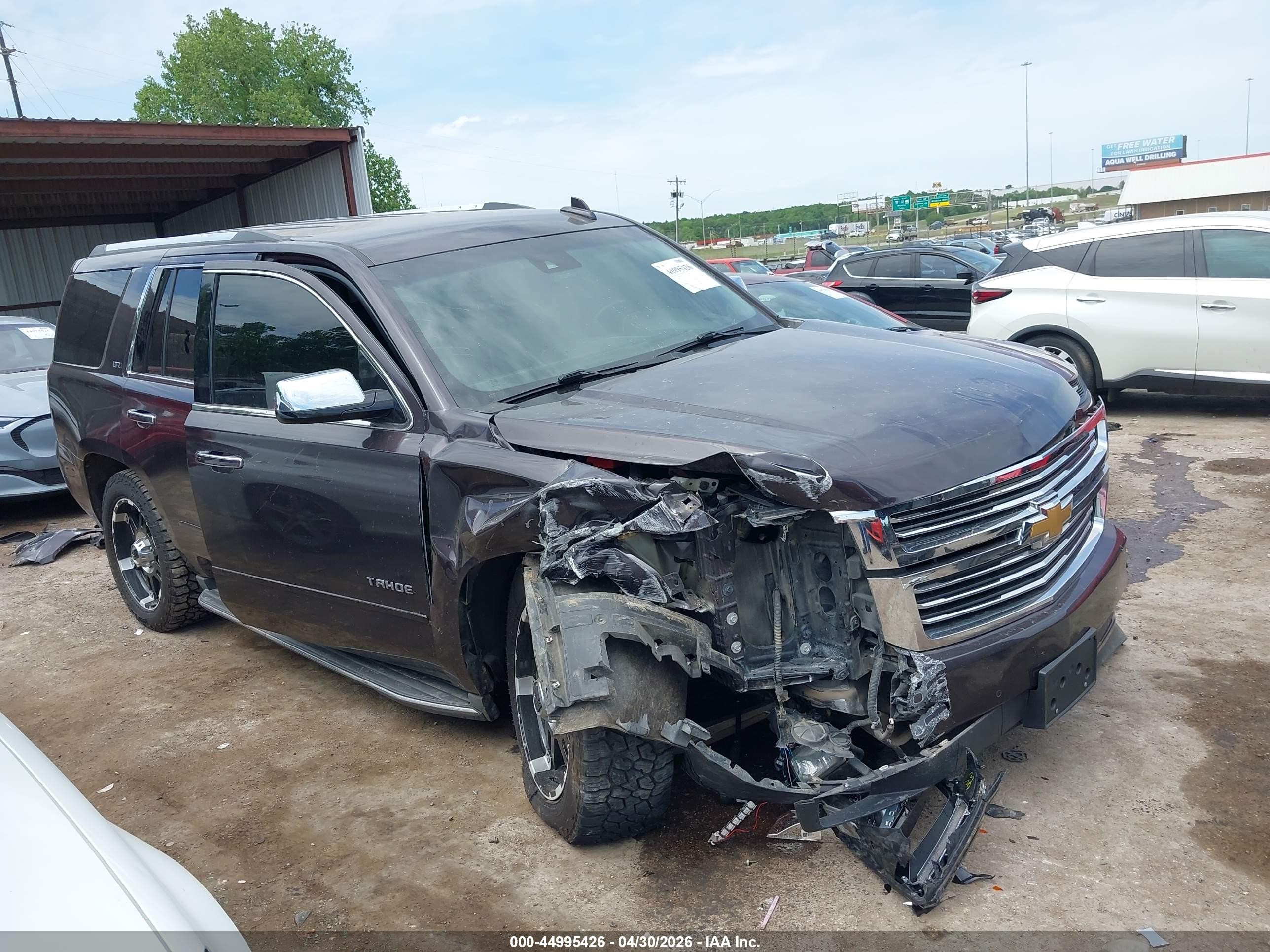 2015 Chevrolet Tahoe Ltz Коричневый vin: 1GNSKCKC2FR539596