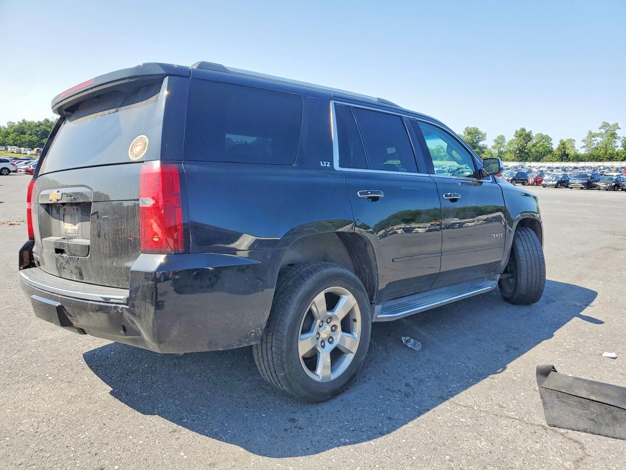 2015 Chevrolet Tahoe K1500 Ltz Black vin: 1GNSKCKC3FR161255