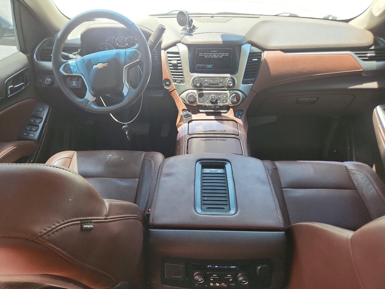 2015 Chevrolet Tahoe K1500 Ltz Cream vin: 1GNSKCKC3FR645670