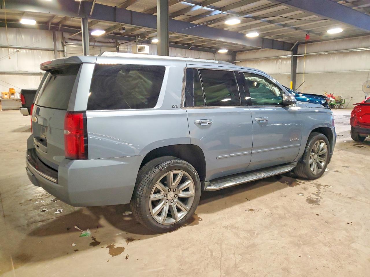 2015 Chevrolet Tahoe K1500 Ltz Gray vin: 1GNSKCKC3FR686655
