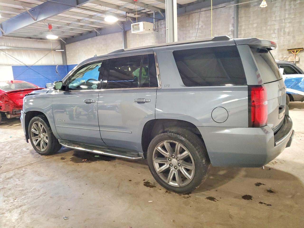 2015 Chevrolet Tahoe K1500 Ltz Gray vin: 1GNSKCKC3FR686655
