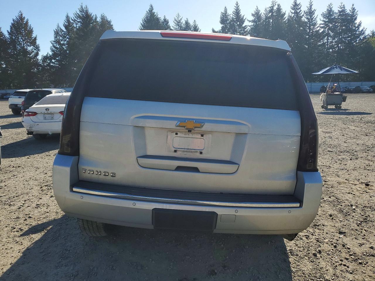 2015 Chevrolet Tahoe K1500 Ltz Silver vin: 1GNSKCKC4FR101291