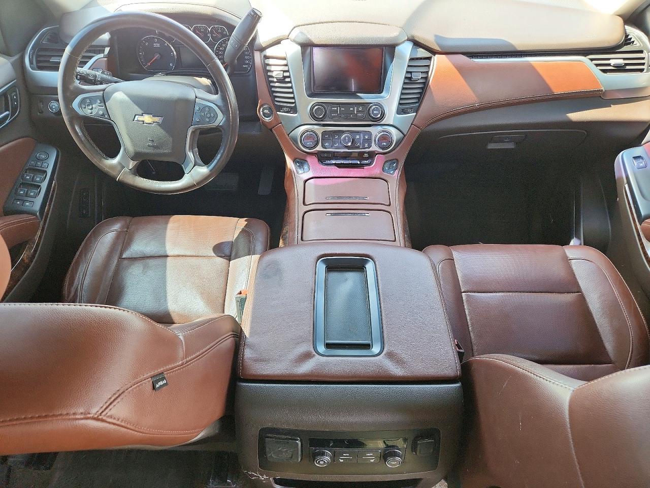 2015 Chevrolet Tahoe K1500 Ltz Серебряный vin: 1GNSKCKC4FR178758