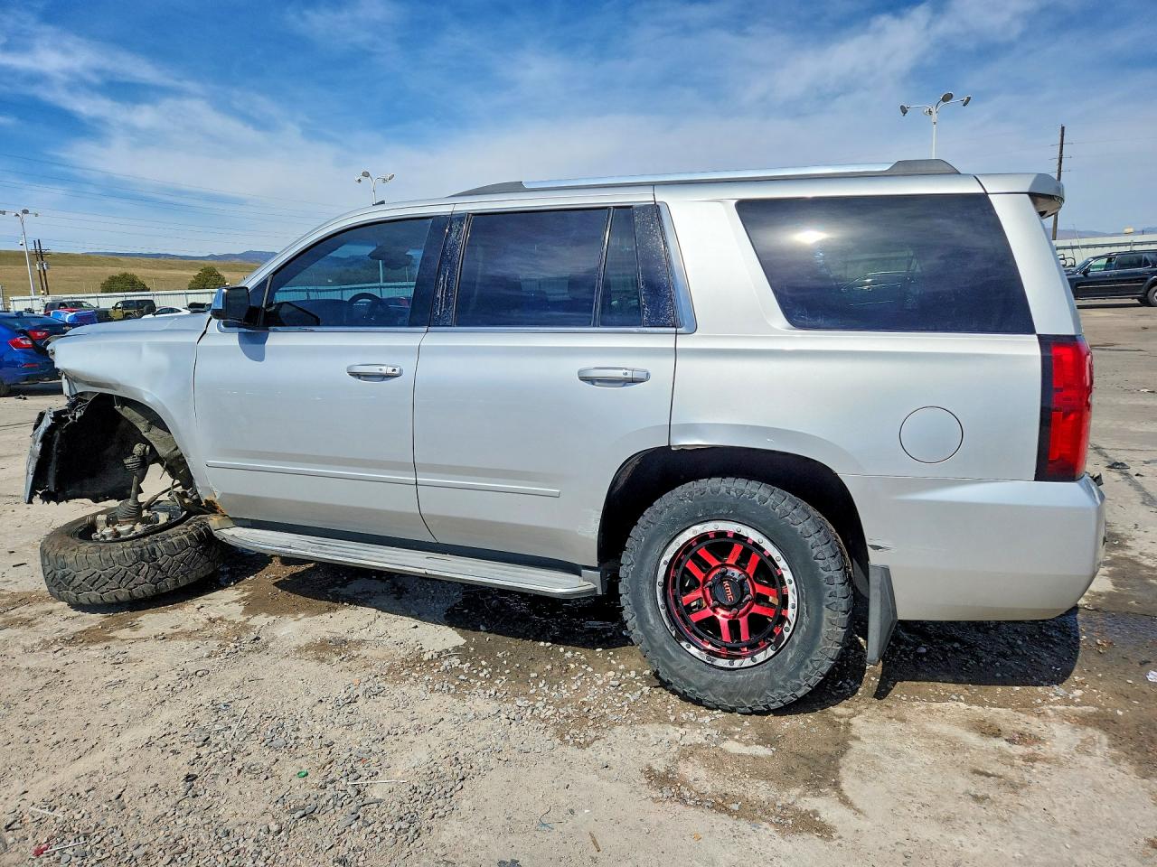 2015 Chevrolet Tahoe K1500 Ltz Серебряный vin: 1GNSKCKC4FR178758