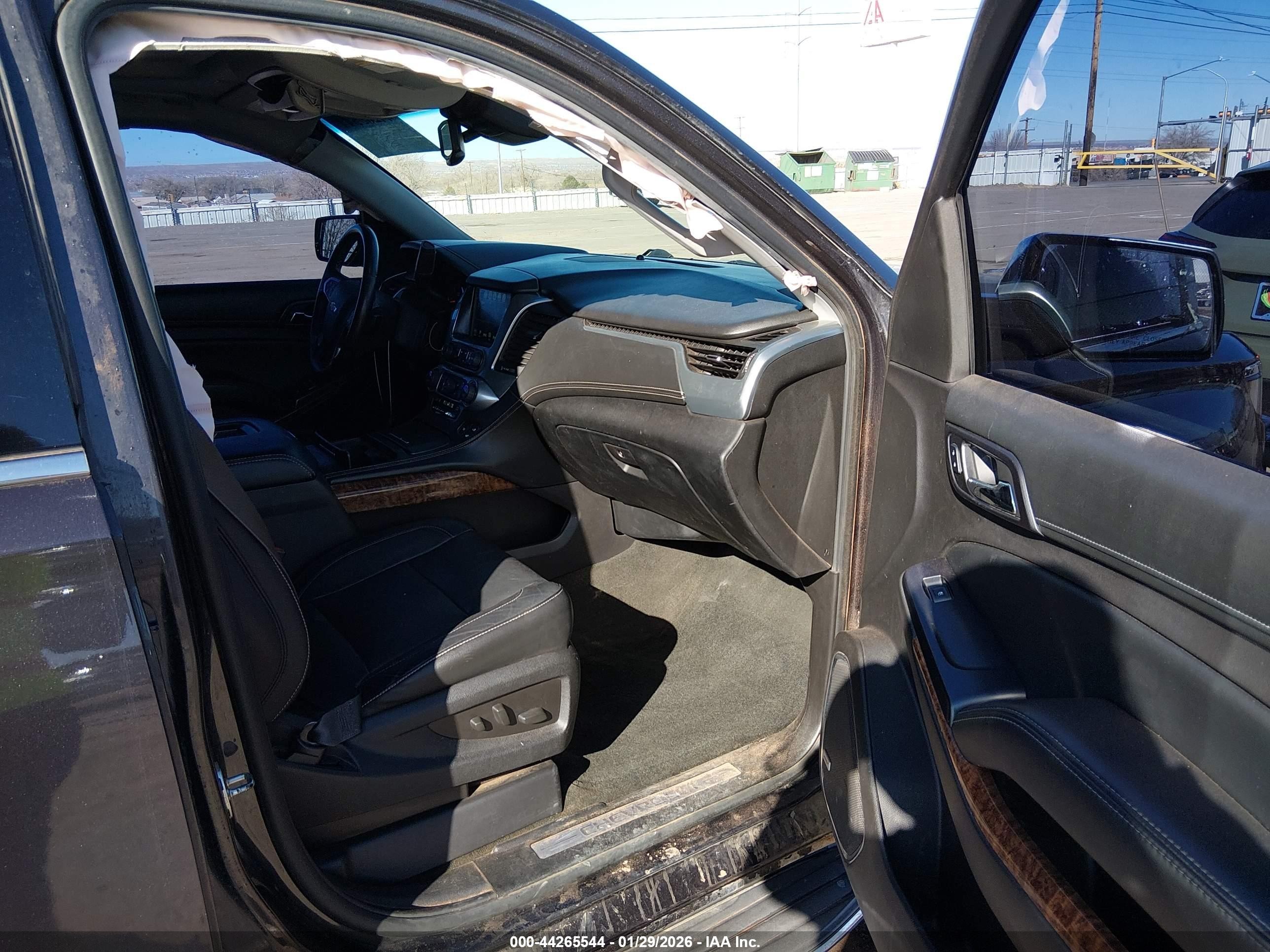 2016 Chevrolet Tahoe Ltz Серый vin: 1GNSKCKC4GR119839