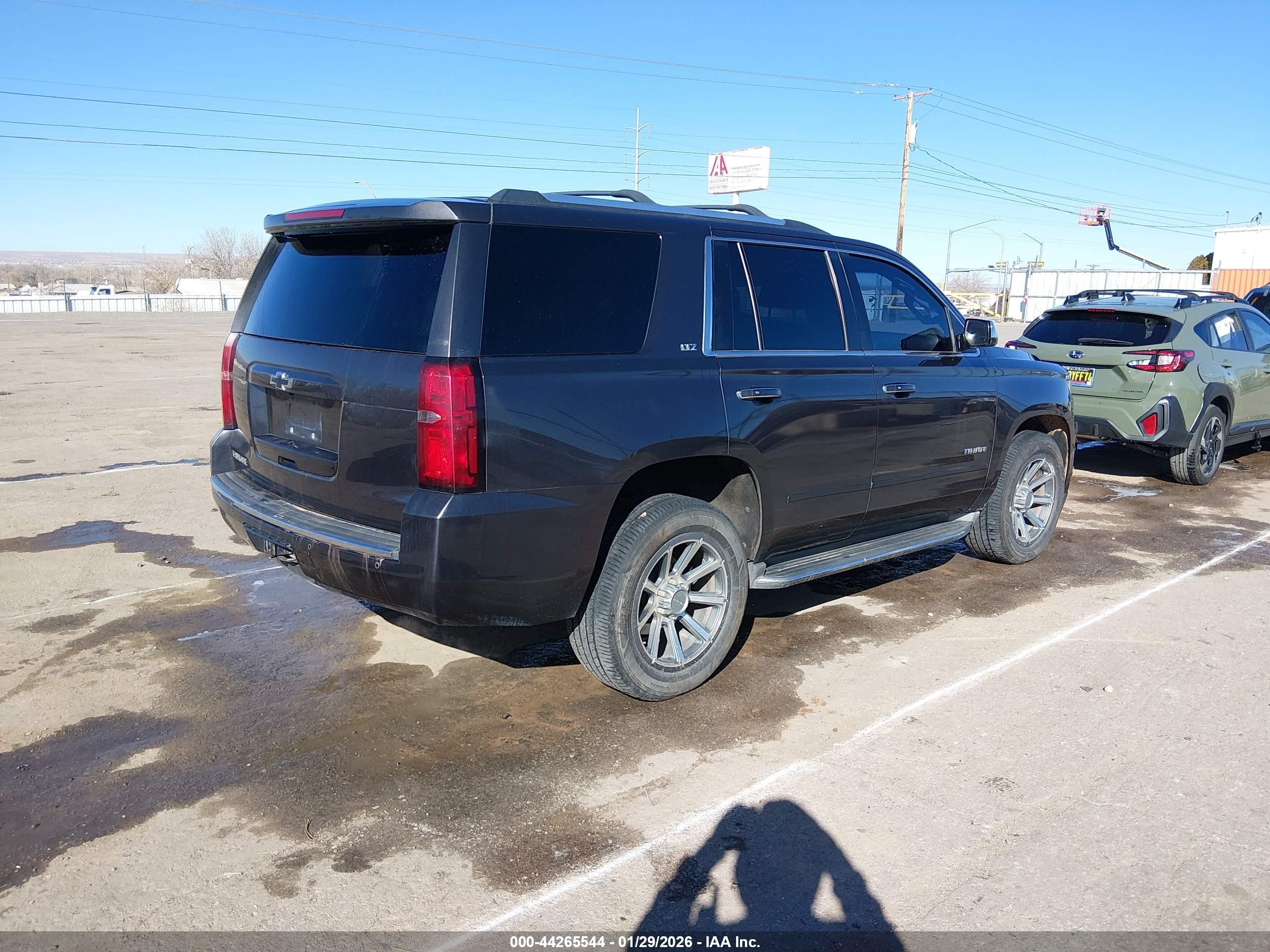 2016 Chevrolet Tahoe Ltz Серый vin: 1GNSKCKC4GR119839