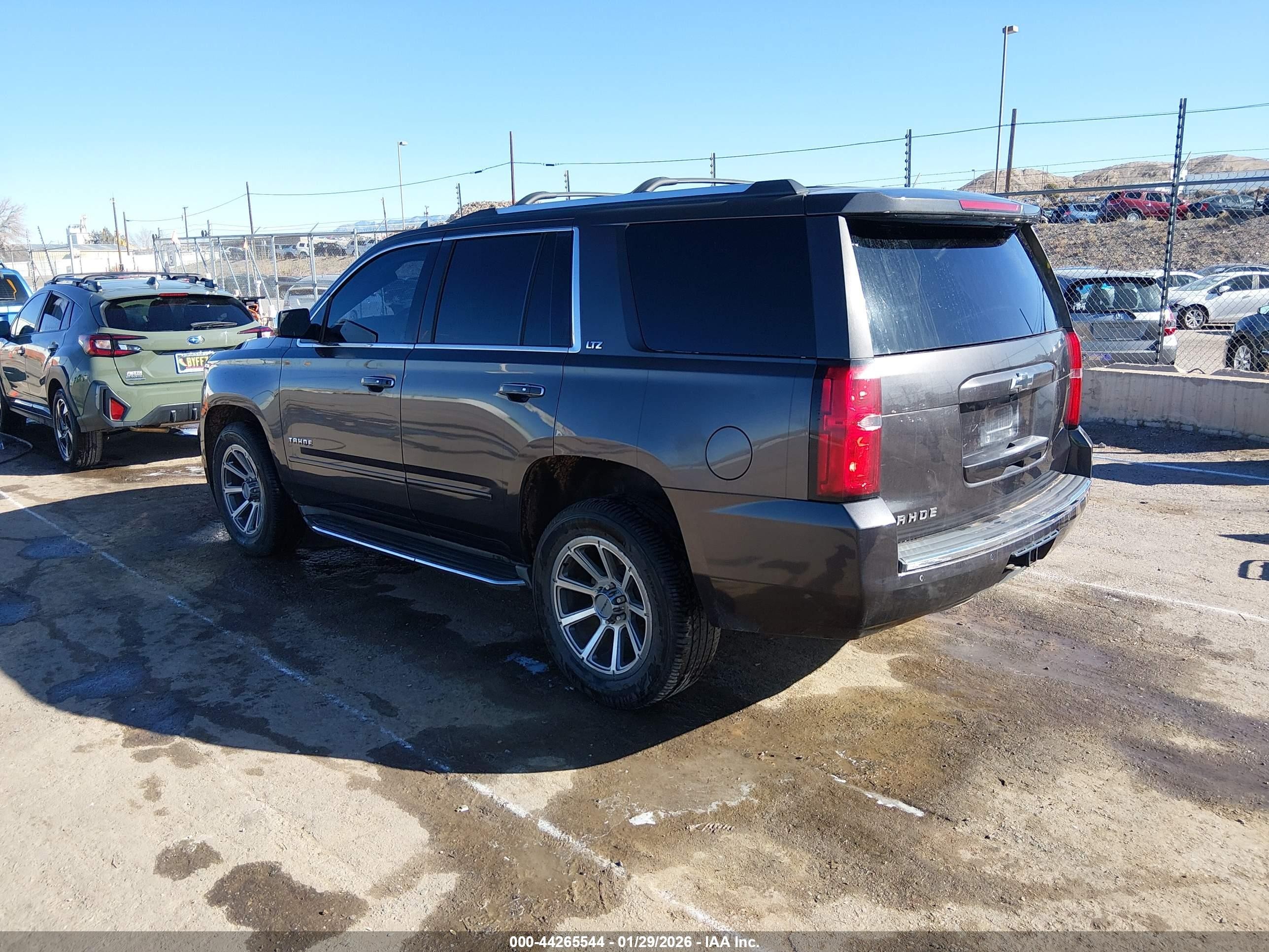 2016 Chevrolet Tahoe Ltz Серый vin: 1GNSKCKC4GR119839