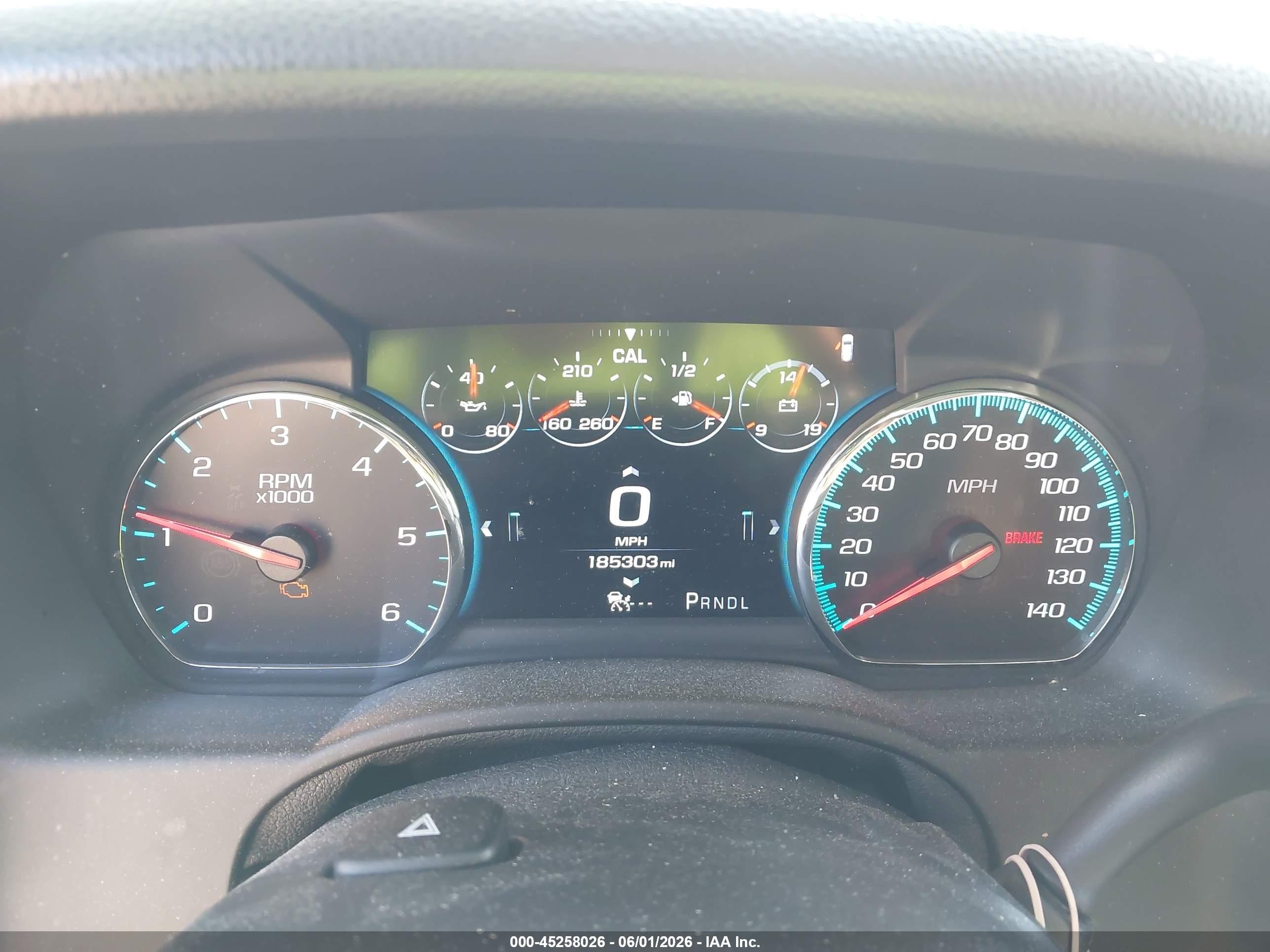 2017 Chevrolet Tahoe Premier Белый vin: 1GNSKCKC4HR128770