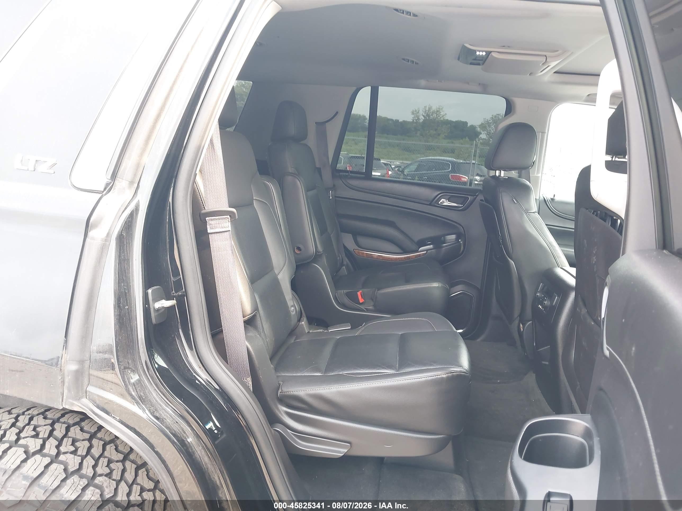 2015 Chevrolet Tahoe Ltz Black vin: 1GNSKCKC5FR133814