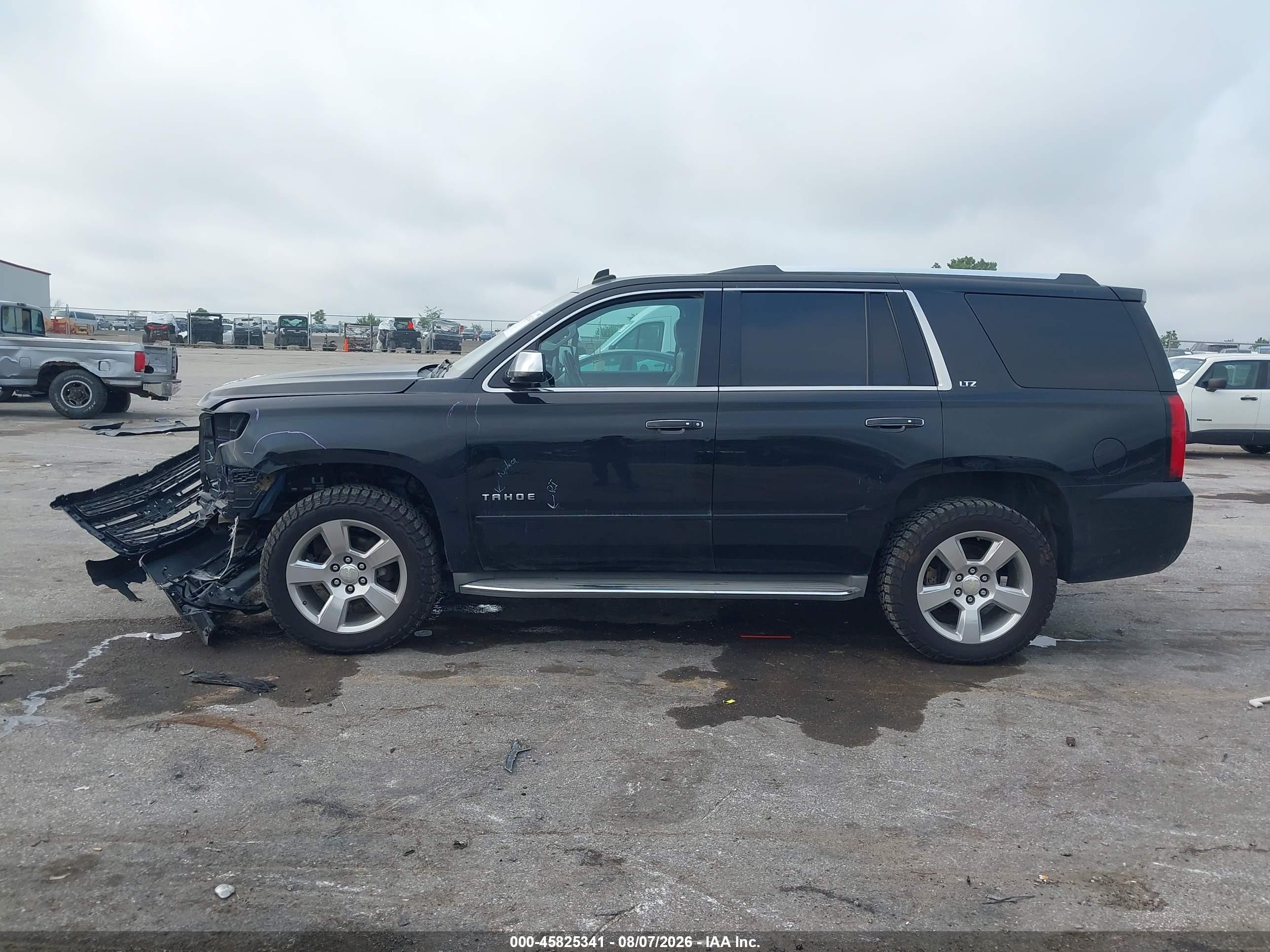 2015 Chevrolet Tahoe Ltz Black vin: 1GNSKCKC5FR133814