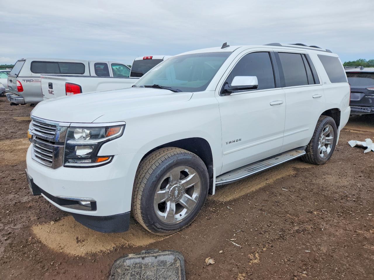 2015 Chevrolet Tahoe K1500 Ltz White vin: 1GNSKCKC5FR148345