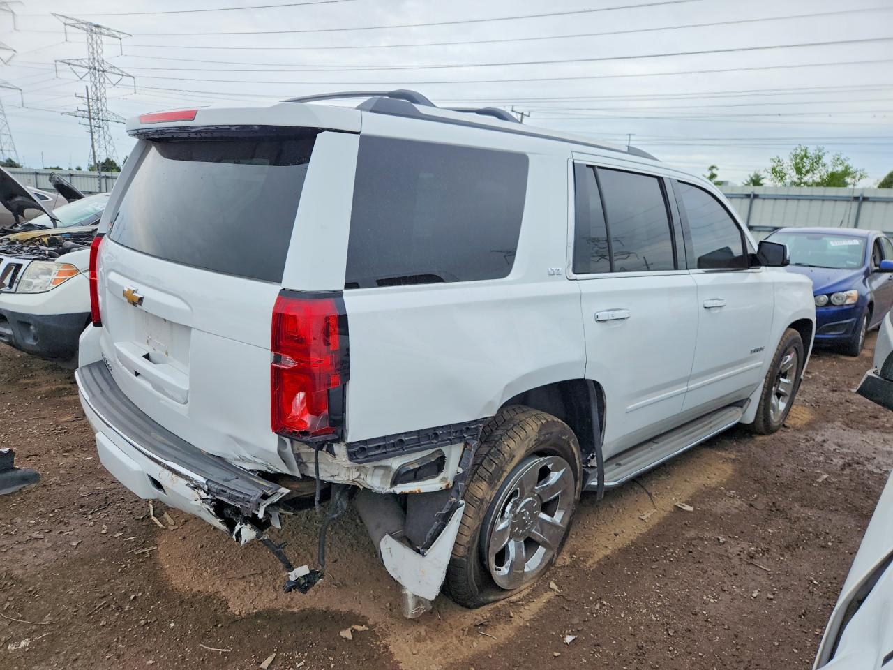 2015 Chevrolet Tahoe K1500 Ltz White vin: 1GNSKCKC5FR148345