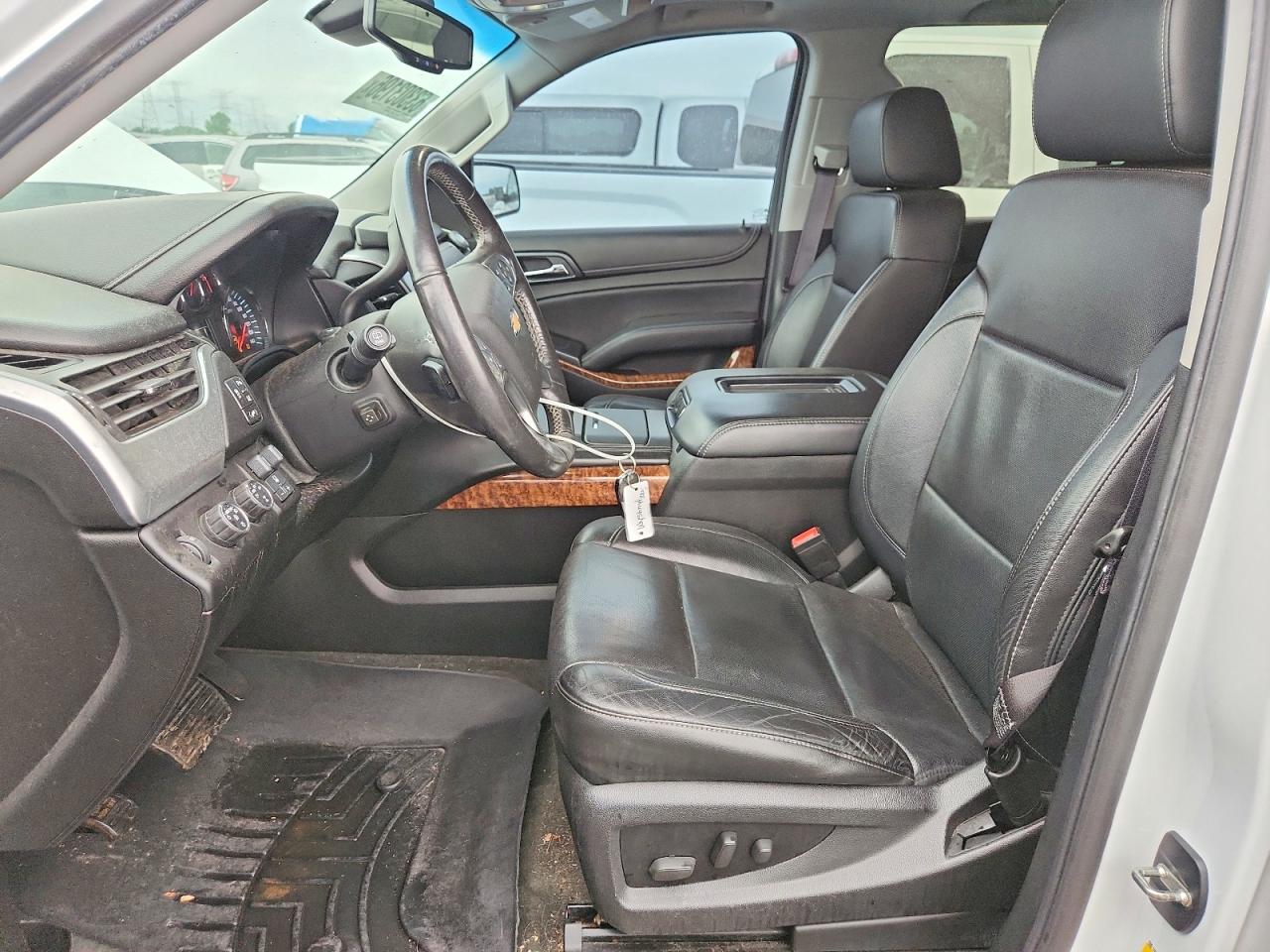 2015 Chevrolet Tahoe K1500 Ltz White vin: 1GNSKCKC5FR148345