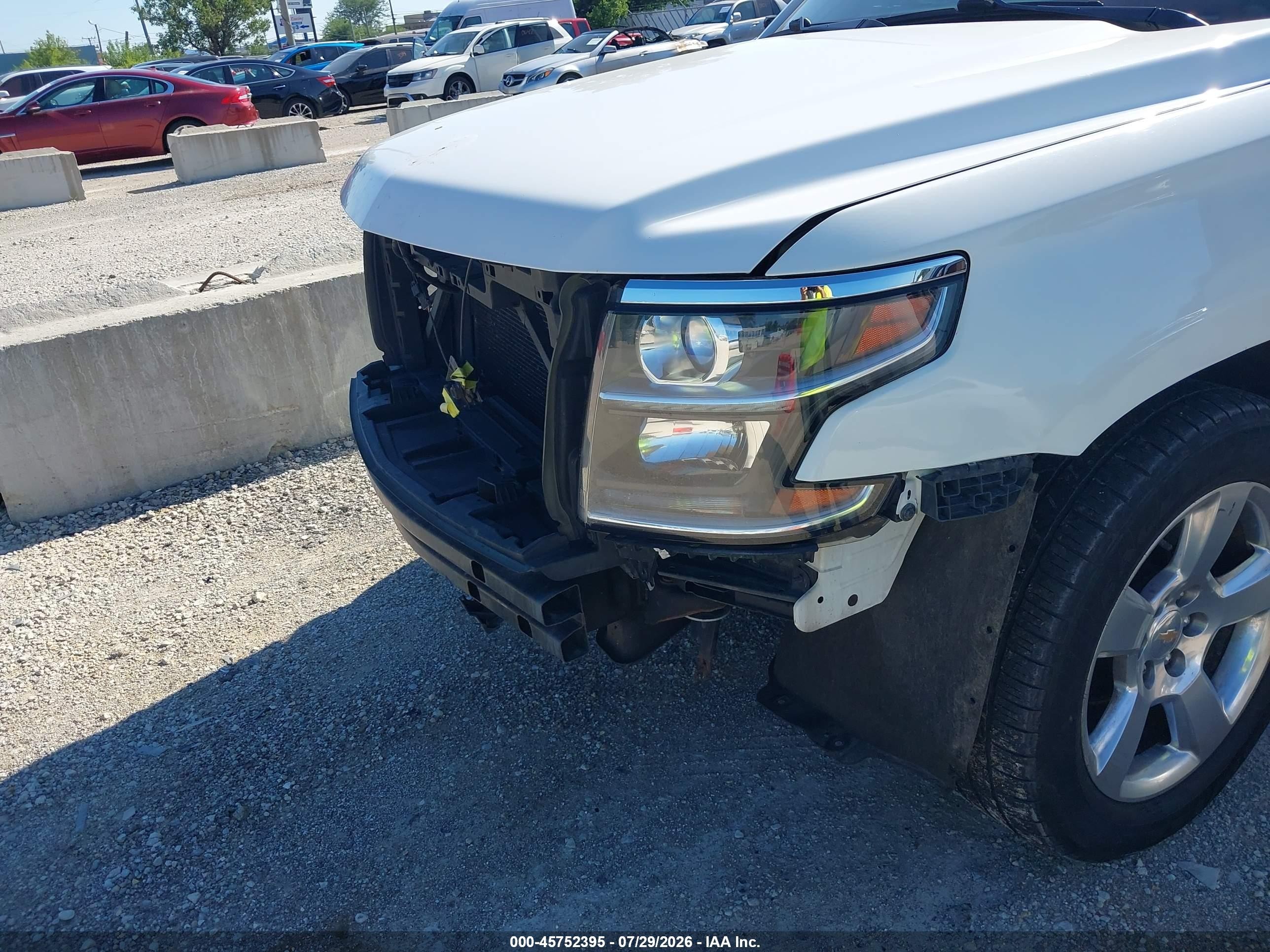 2015 Chevrolet Tahoe Ltz White vin: 1GNSKCKC5FR652264