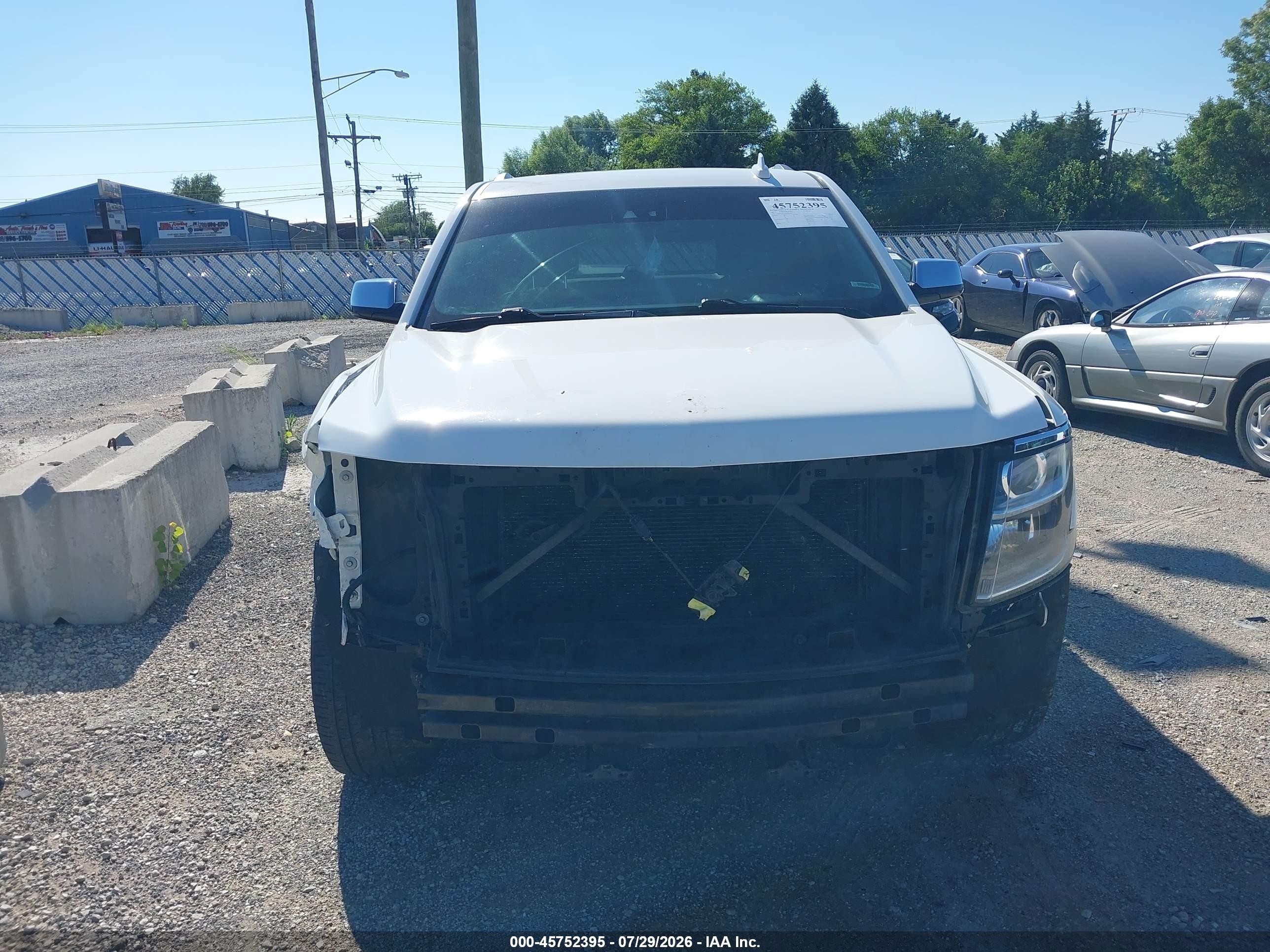 2015 Chevrolet Tahoe Ltz White vin: 1GNSKCKC5FR652264