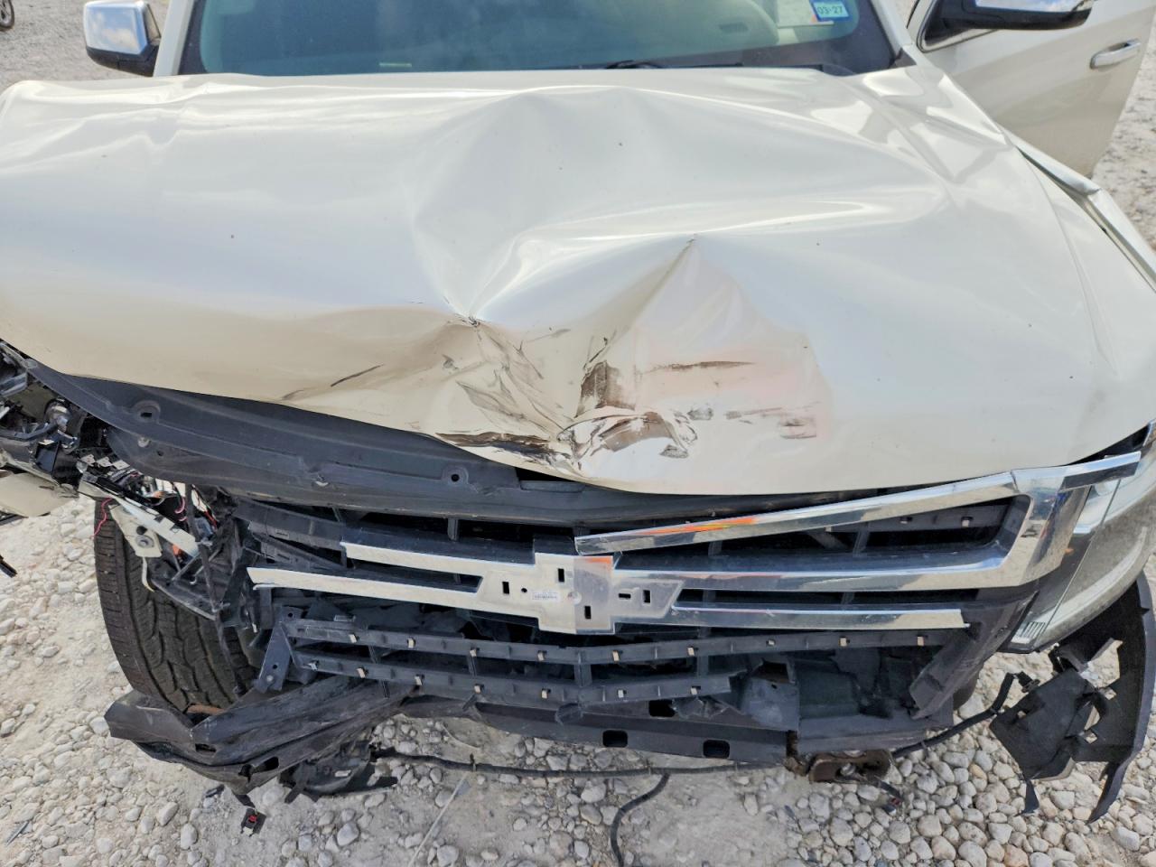 2015 Chevrolet Tahoe K1500 Ltz White vin: 1GNSKCKC5FR679139