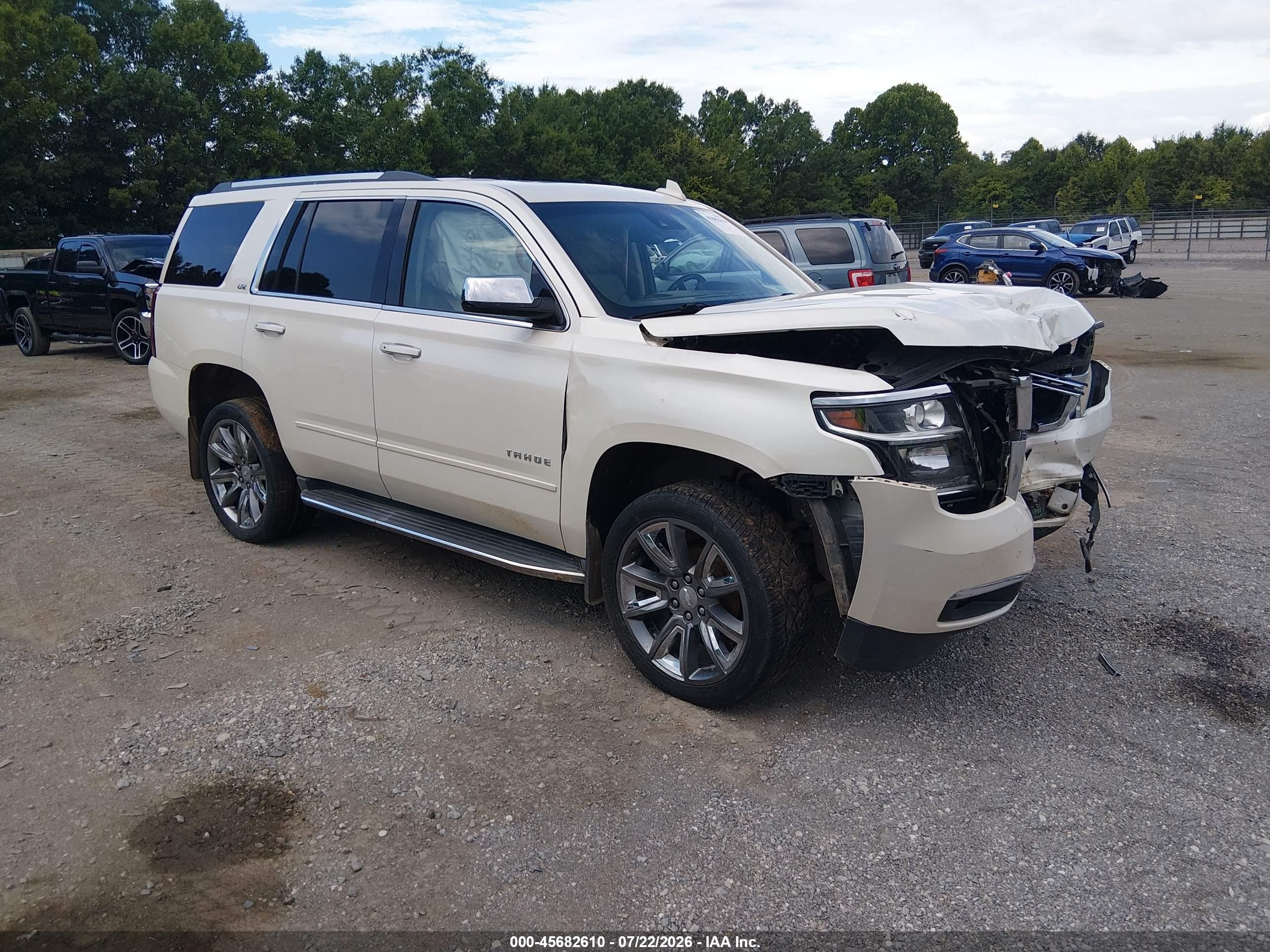 2015 Chevrolet Tahoe Ltz Белый vin: 1GNSKCKC5FR711569