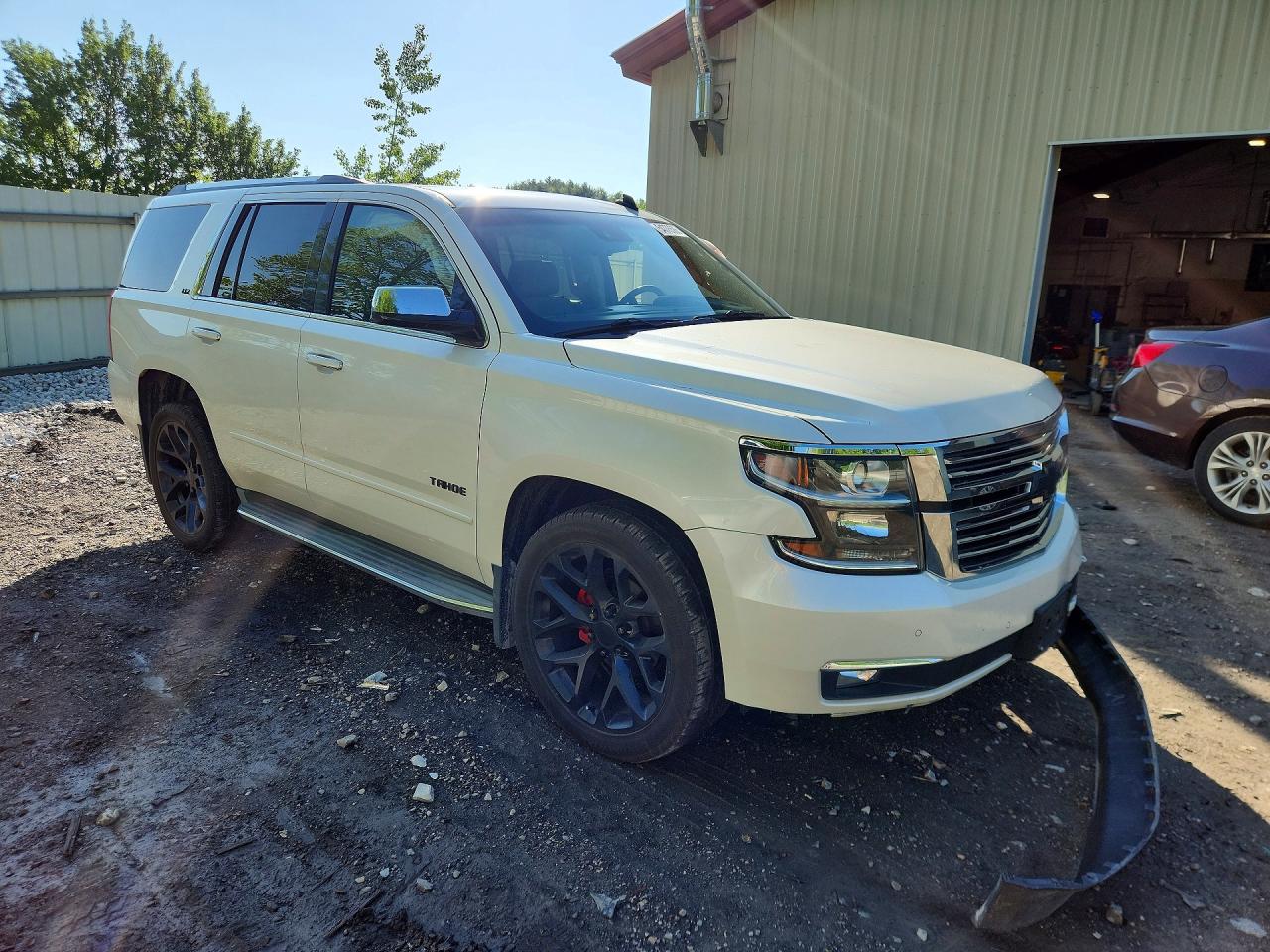 2015 Chevrolet Tahoe K1500 Ltz White vin: 1GNSKCKC6FR112891
