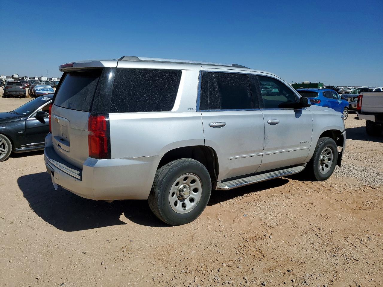 2015 Chevrolet Tahoe K1500 Ltz Silver vin: 1GNSKCKC6FR144871