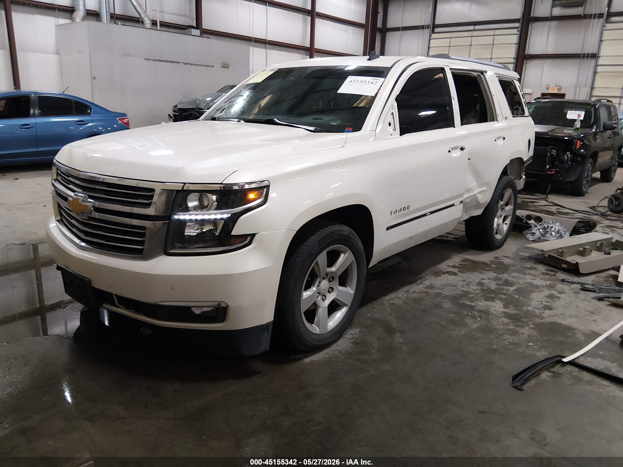 2015 Chevrolet Tahoe Ltz White vin: 1GNSKCKC6FR180981