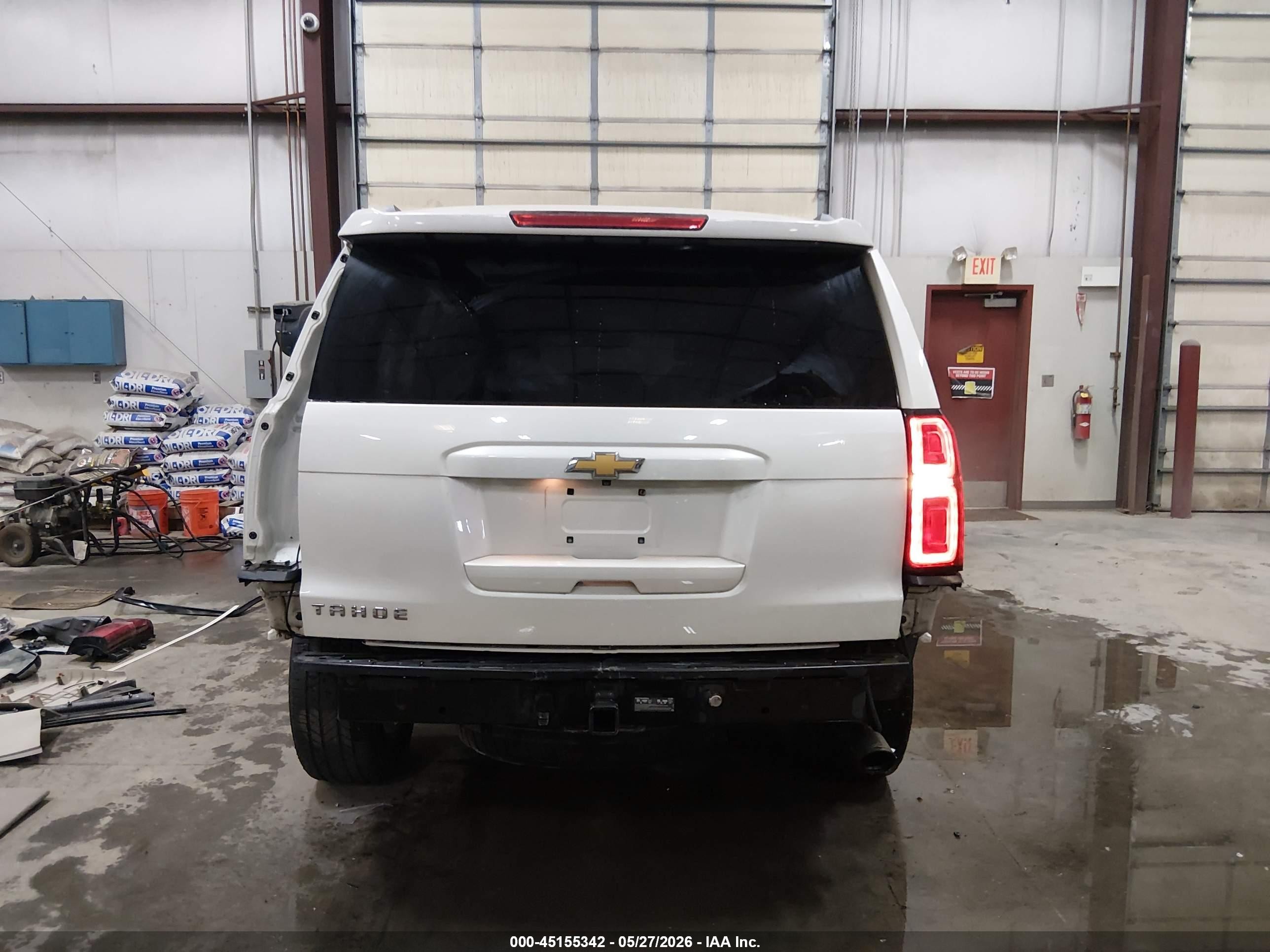 2015 Chevrolet Tahoe Ltz White vin: 1GNSKCKC6FR180981