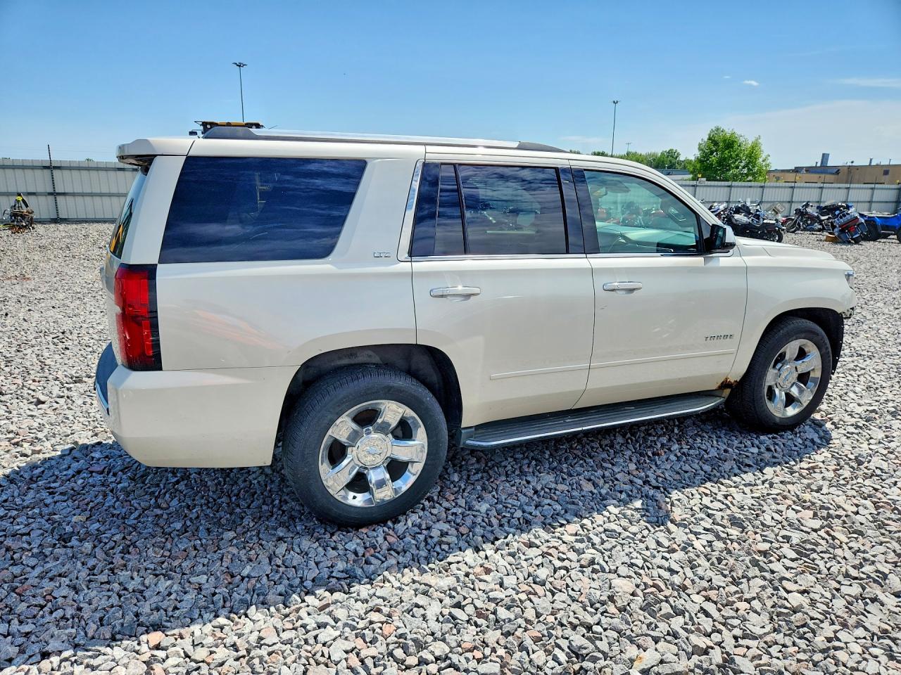 2015 Chevrolet Tahoe K1500 Ltz White vin: 1GNSKCKC6FR527922