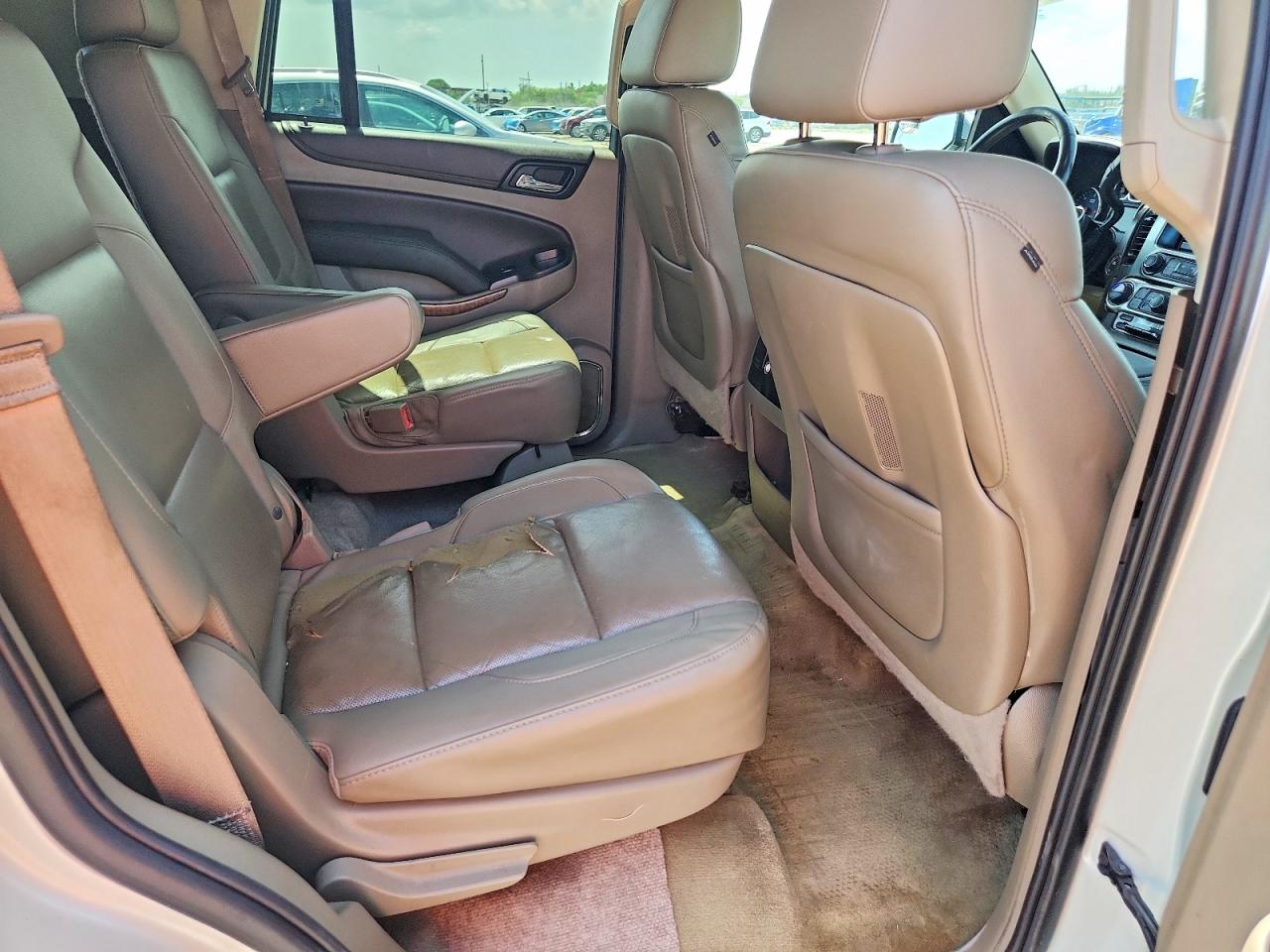2015 Chevrolet Tahoe K1500 Ltz Белый vin: 1GNSKCKC6FR636428