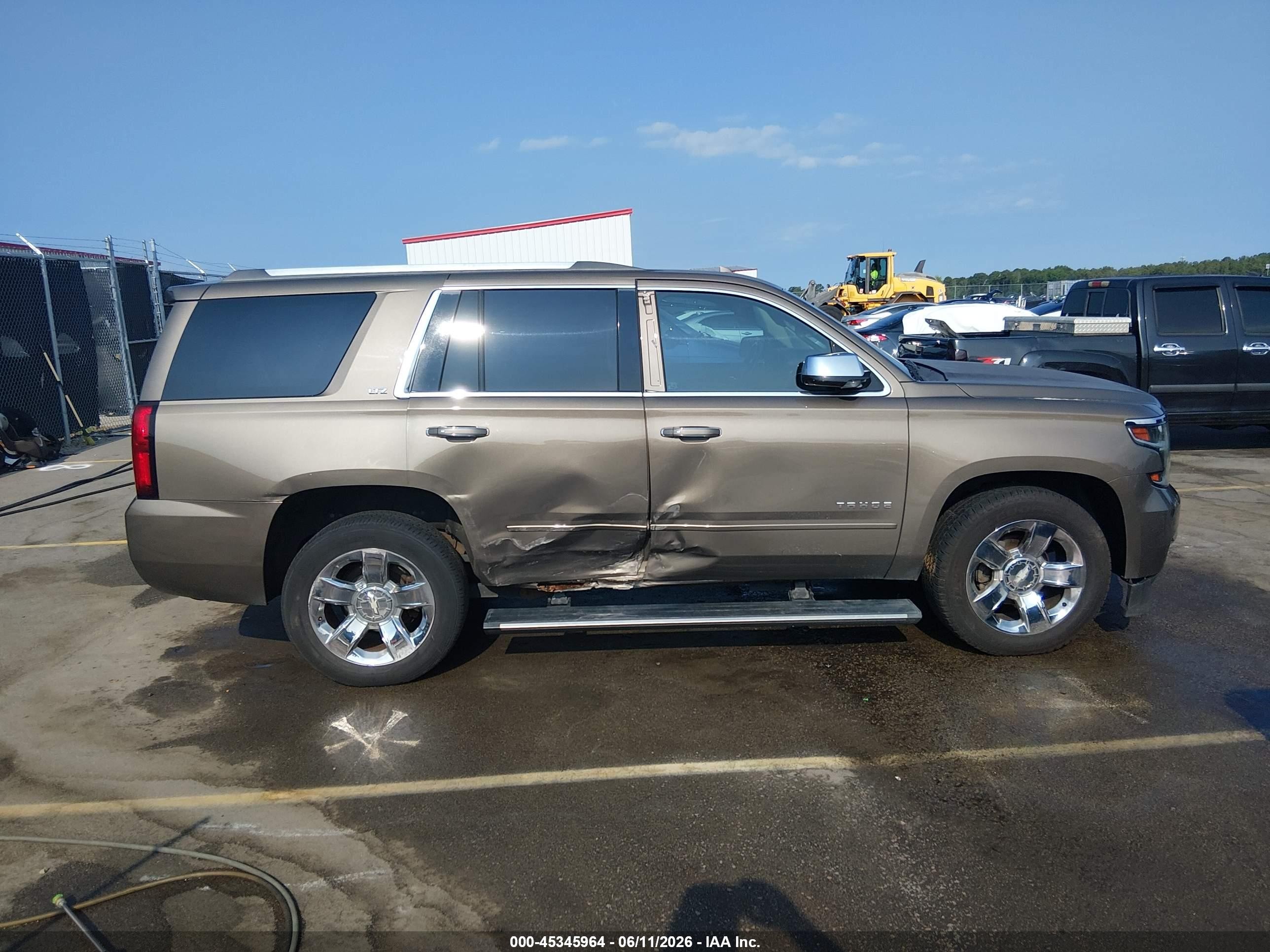 2015 Chevrolet Tahoe Ltz Gray vin: 1GNSKCKC6FR673883