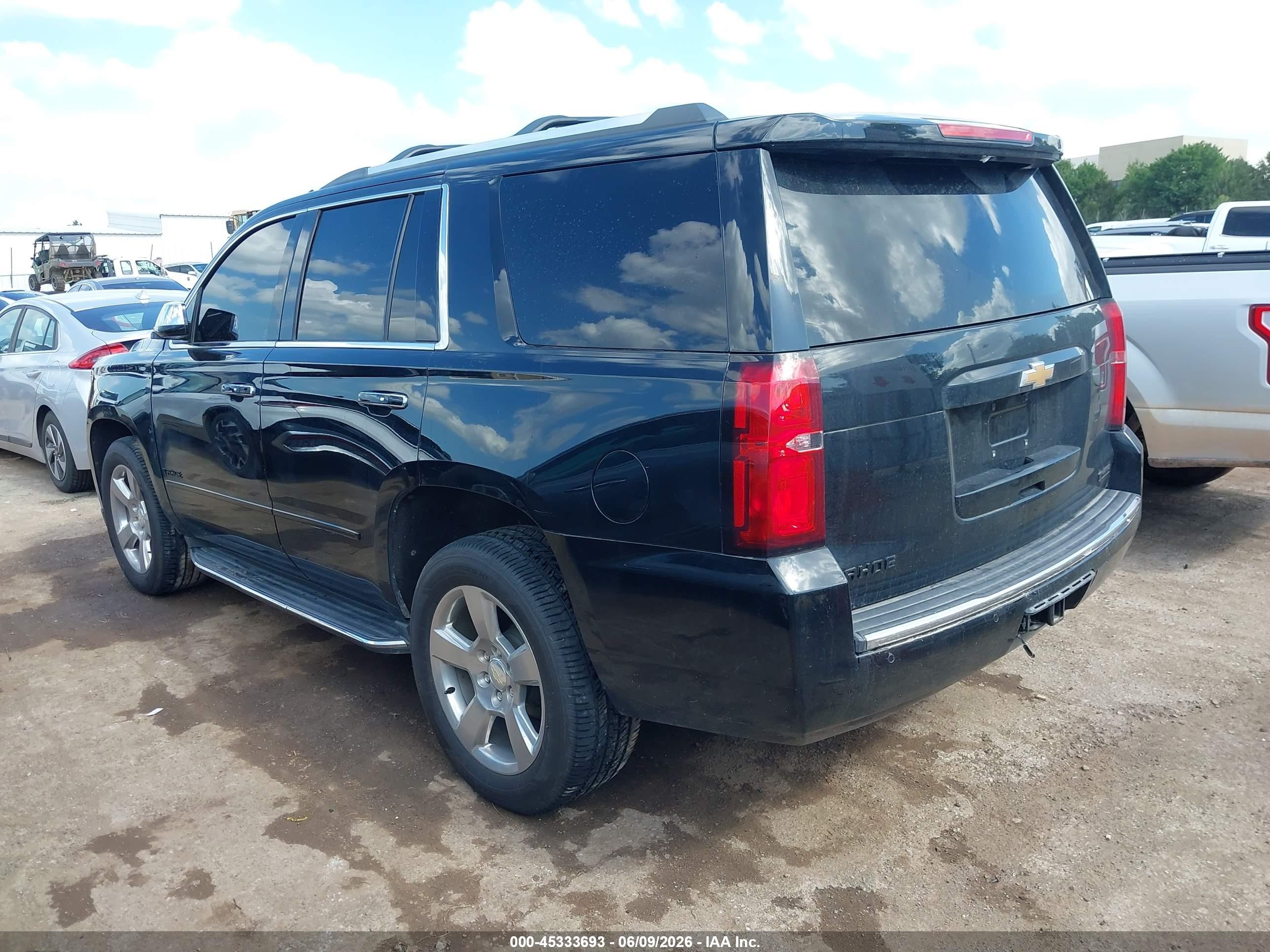 2018 Chevrolet Tahoe Premier Black vin: 1GNSKCKC6JR220596