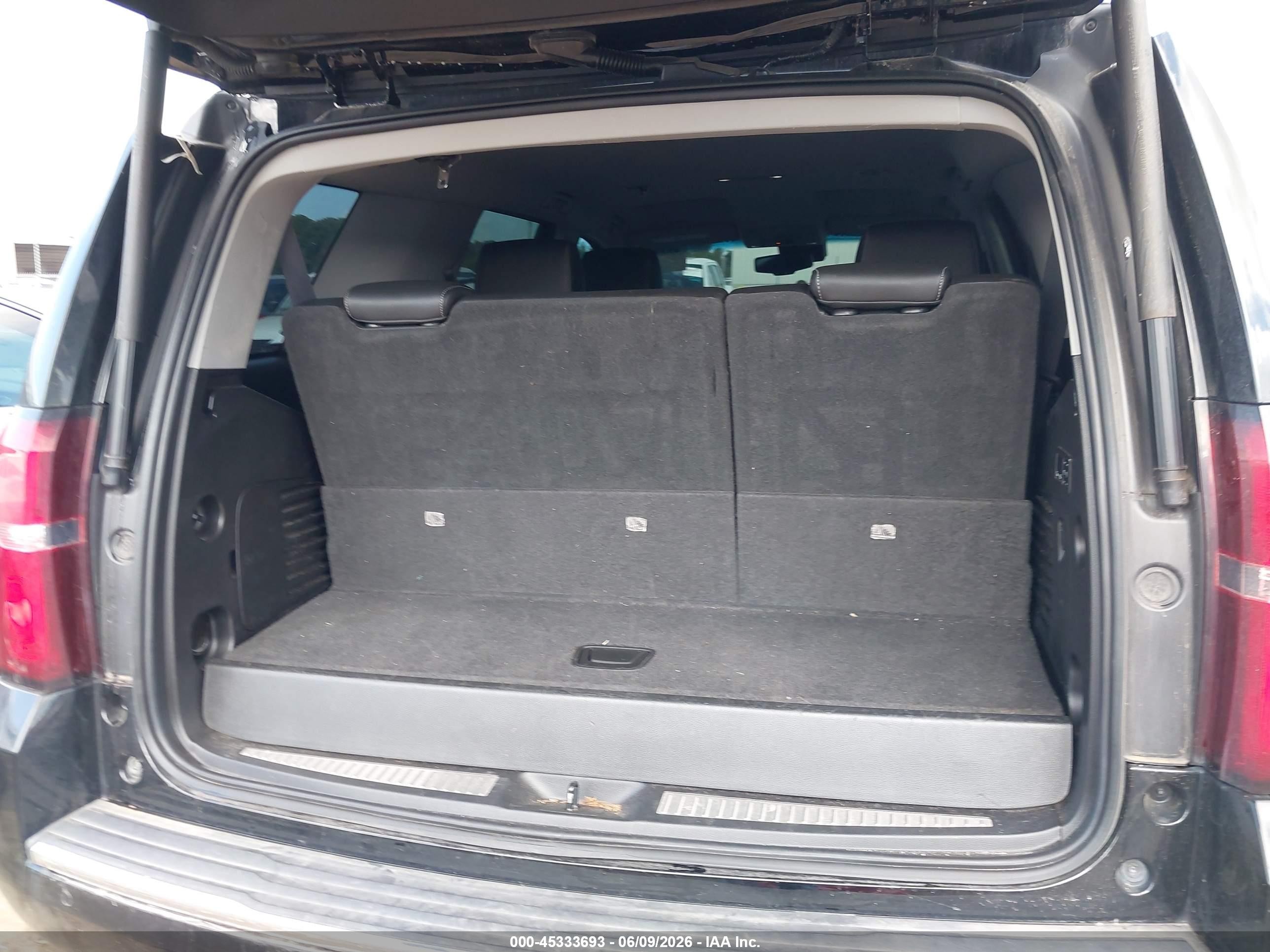 2018 Chevrolet Tahoe Premier Black vin: 1GNSKCKC6JR220596