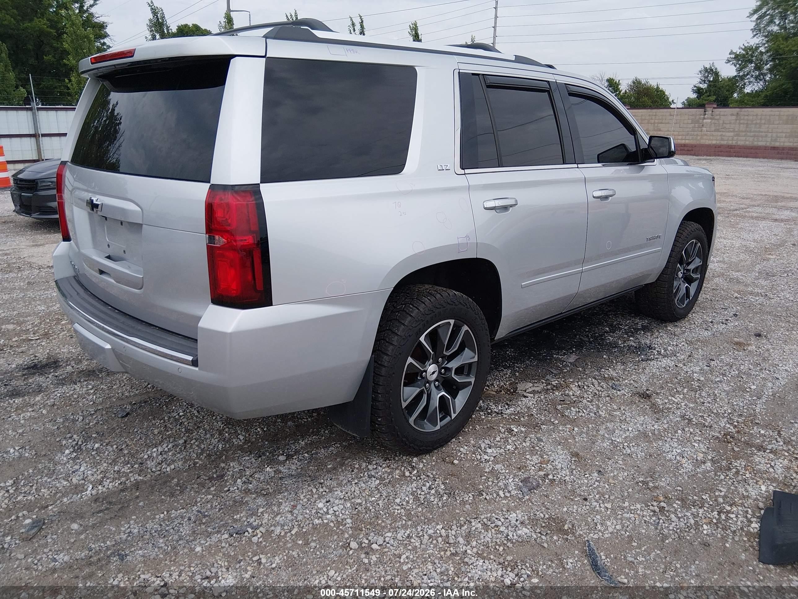 2015 Chevrolet Tahoe Ltz Silver vin: 1GNSKCKC7FR155331