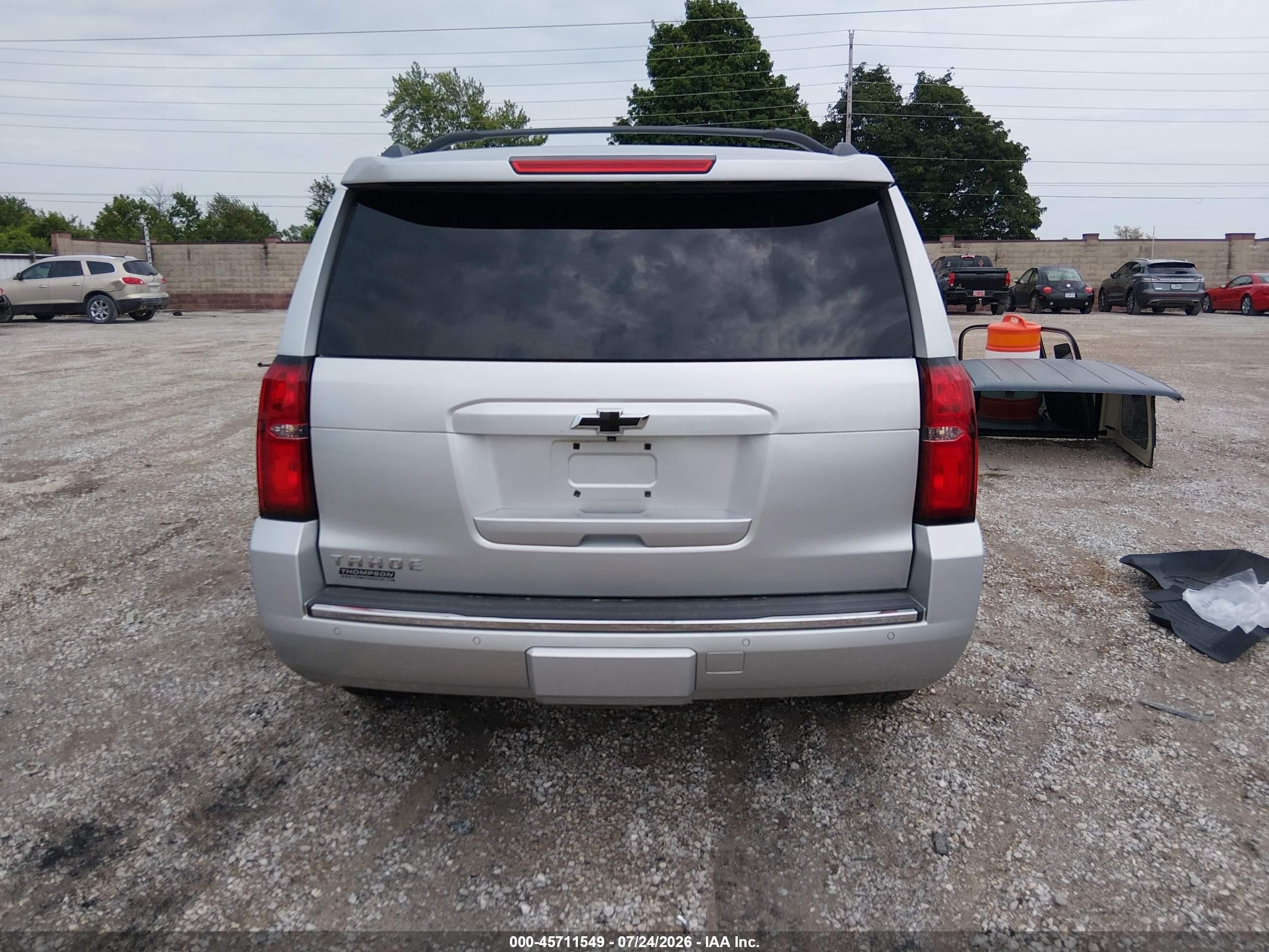 2015 Chevrolet Tahoe Ltz Silver vin: 1GNSKCKC7FR155331