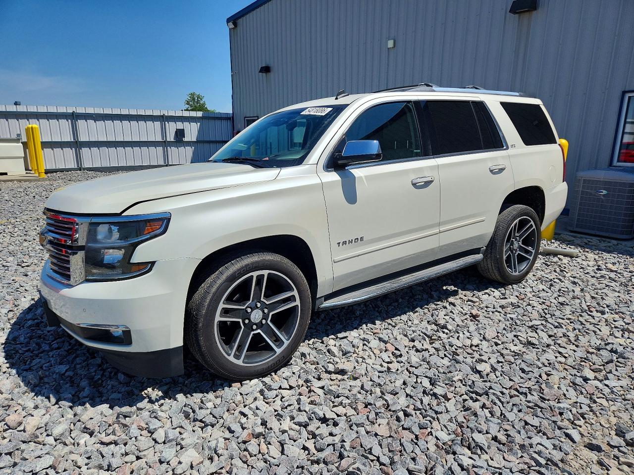 2015 Chevrolet Tahoe K1500 Ltz White vin: 1GNSKCKC7FR157130