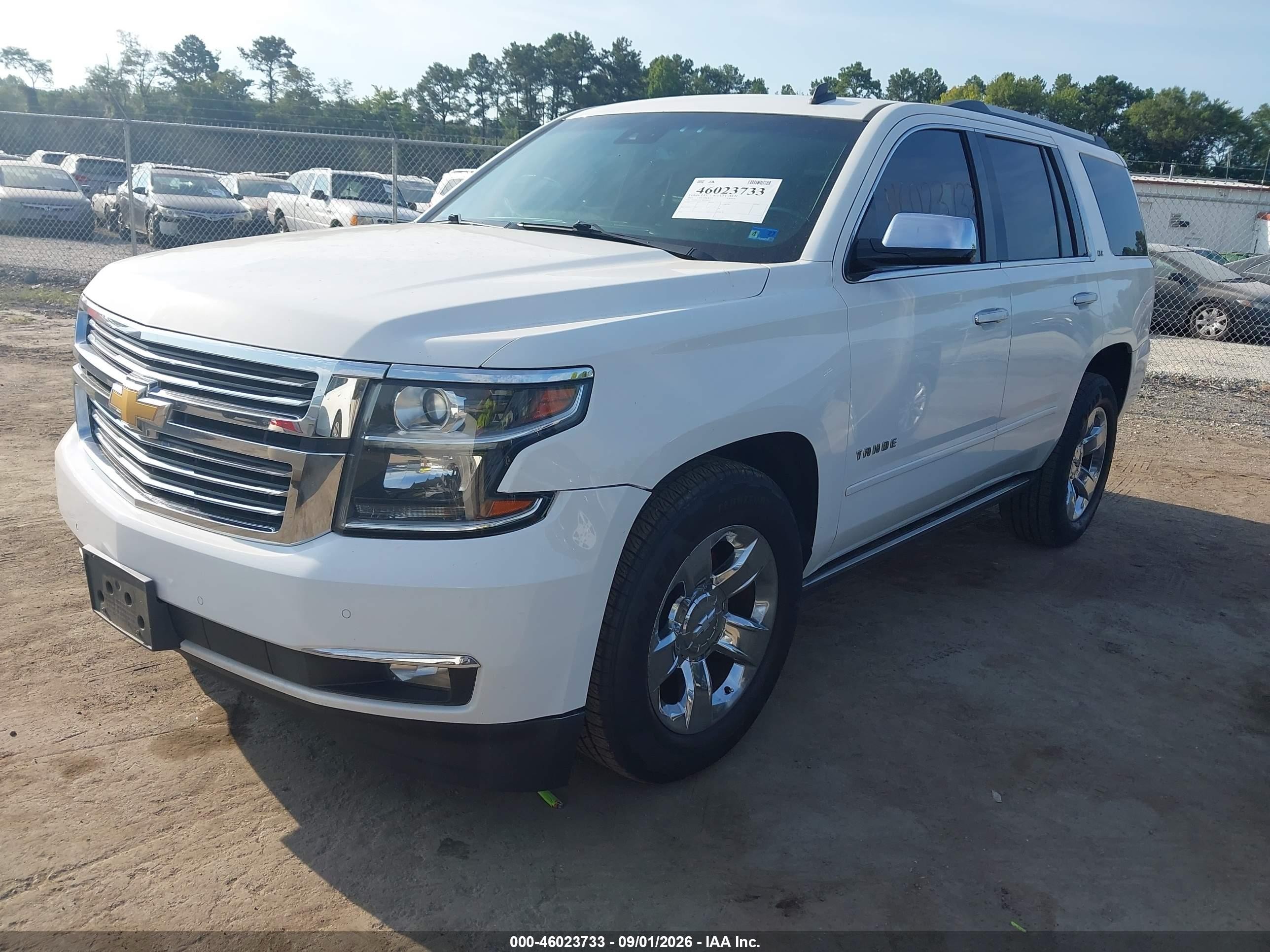 2015 Chevrolet Tahoe Ltz Белый vin: 1GNSKCKC7FR188037
