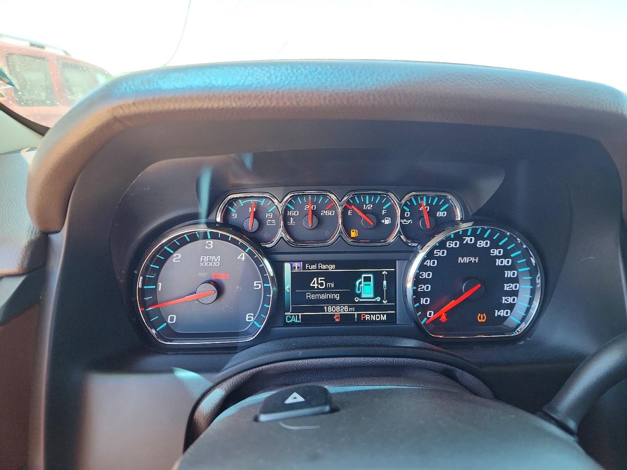 2015 Chevrolet Tahoe K1500 Ltz Белый vin: 1GNSKCKC7FR538122