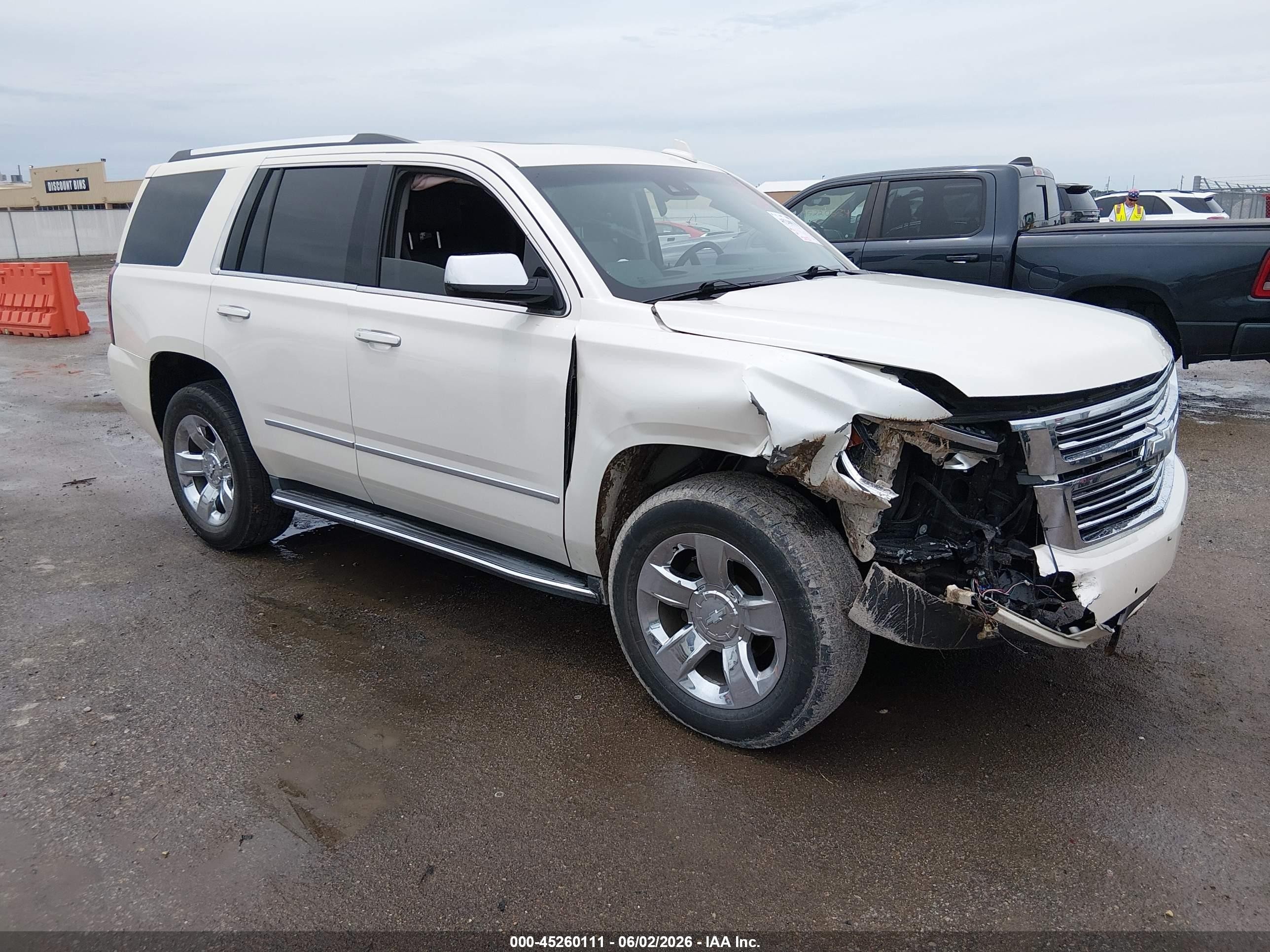 2015 Chevrolet Tahoe Ltz Белый vin: 1GNSKCKC7FR541702