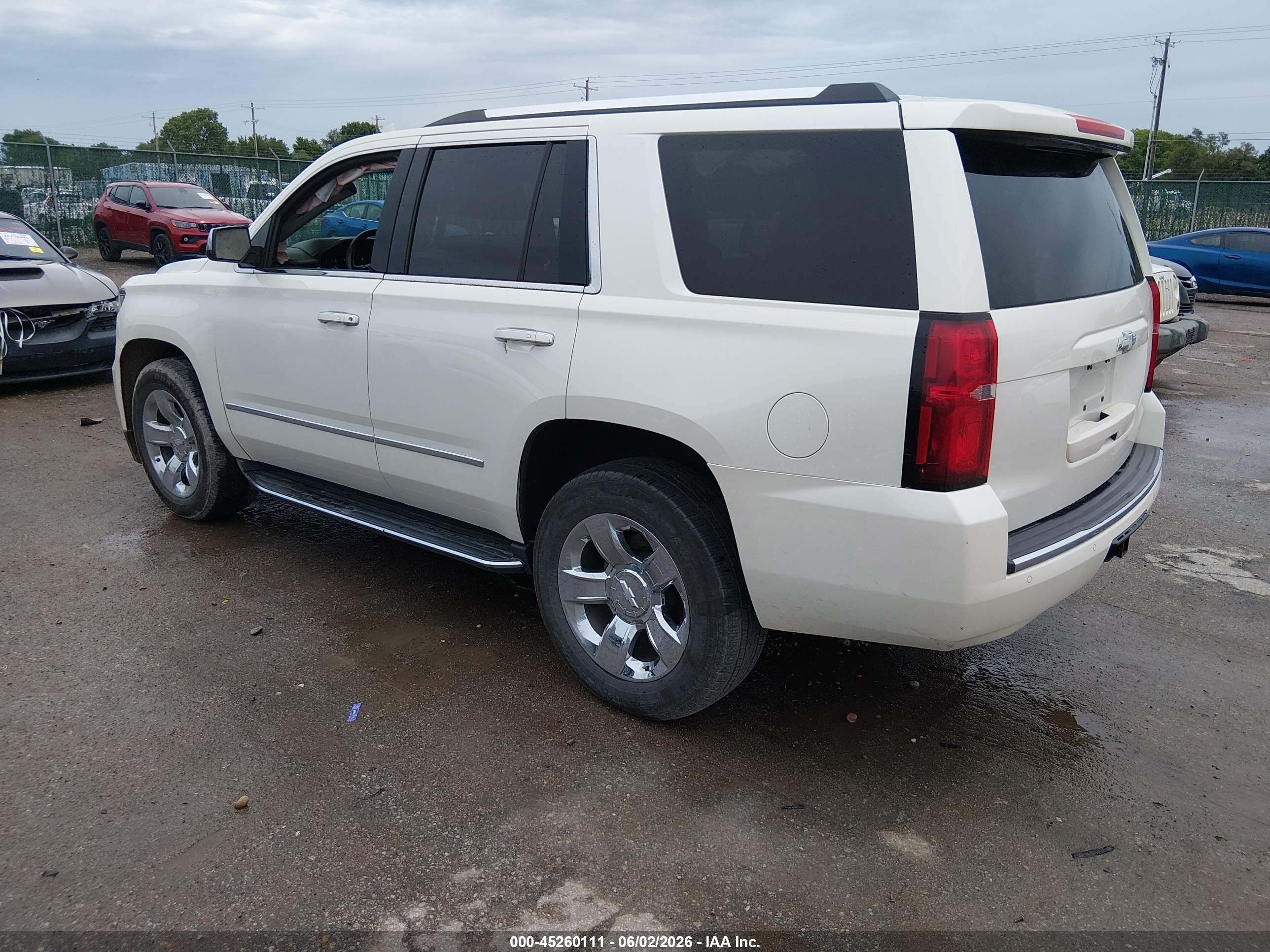 2015 Chevrolet Tahoe Ltz White vin: 1GNSKCKC7FR541702