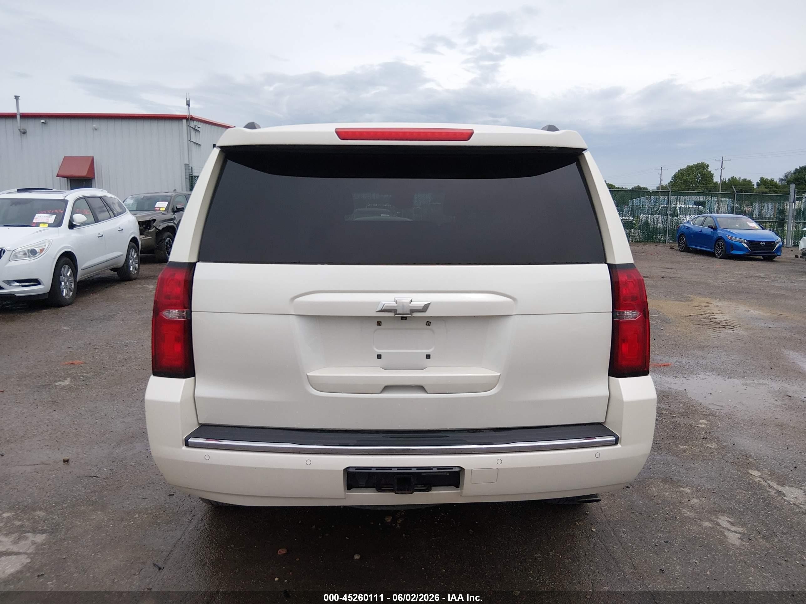 2015 Chevrolet Tahoe Ltz White vin: 1GNSKCKC7FR541702
