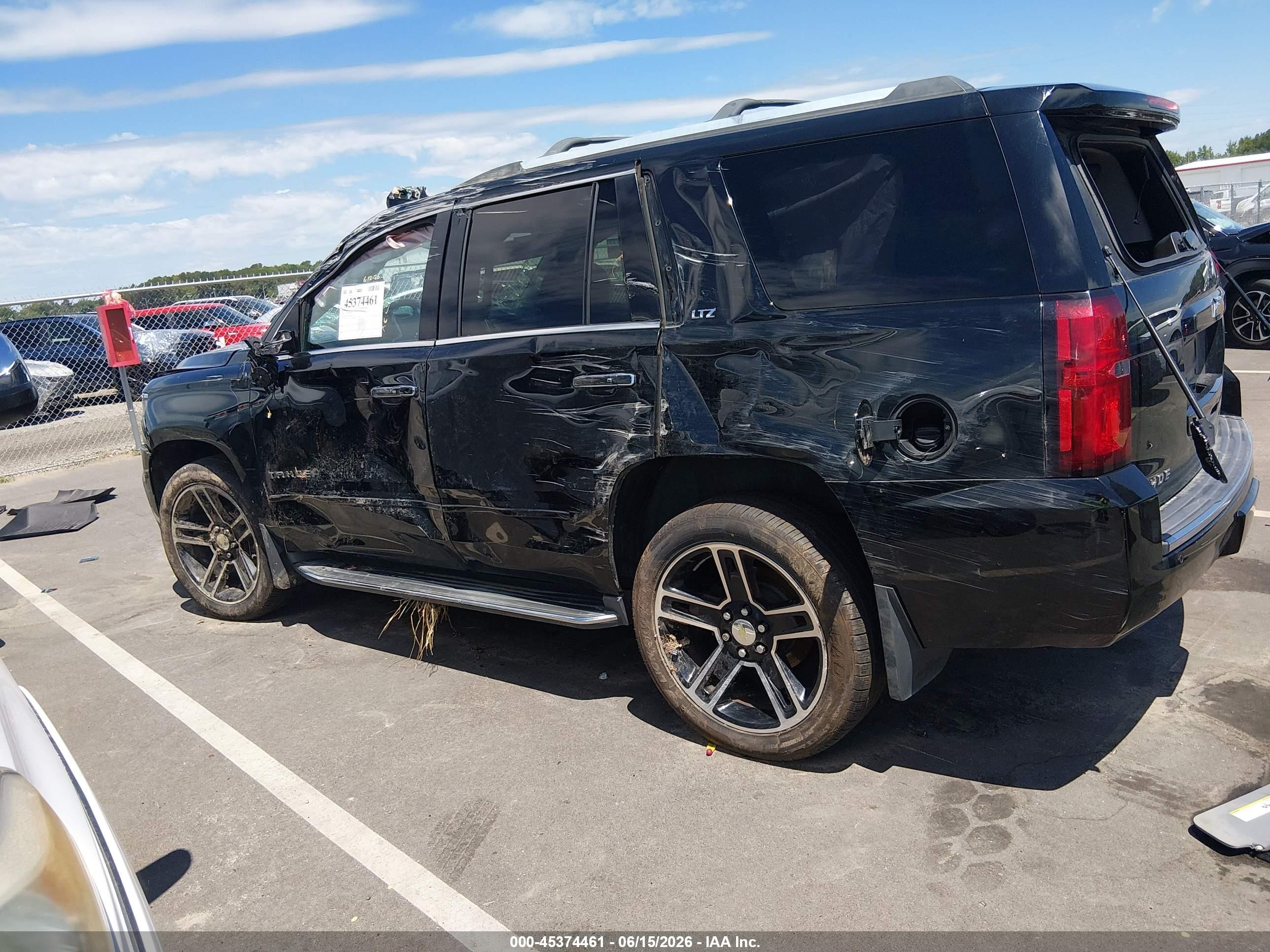 2015 Chevrolet Tahoe Ltz Black vin: 1GNSKCKC7FR683161