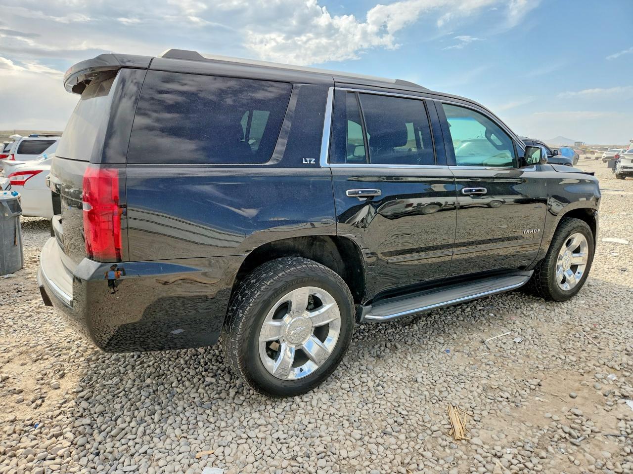 2015 Chevrolet Tahoe K1500 Ltz Черный vin: 1GNSKCKC8FR114285