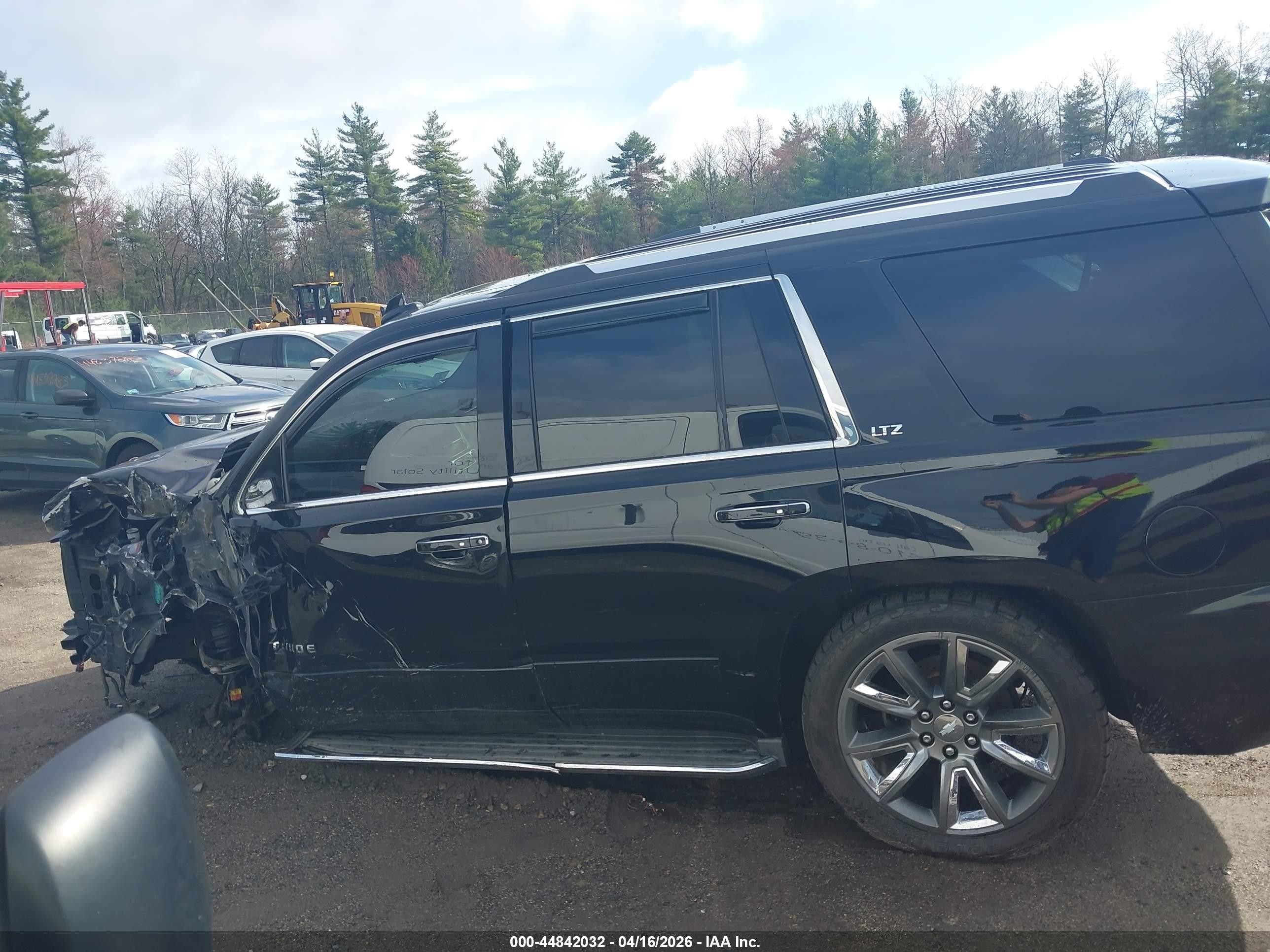 2015 Chevrolet Tahoe Ltz Black vin: 1GNSKCKC8FR621462