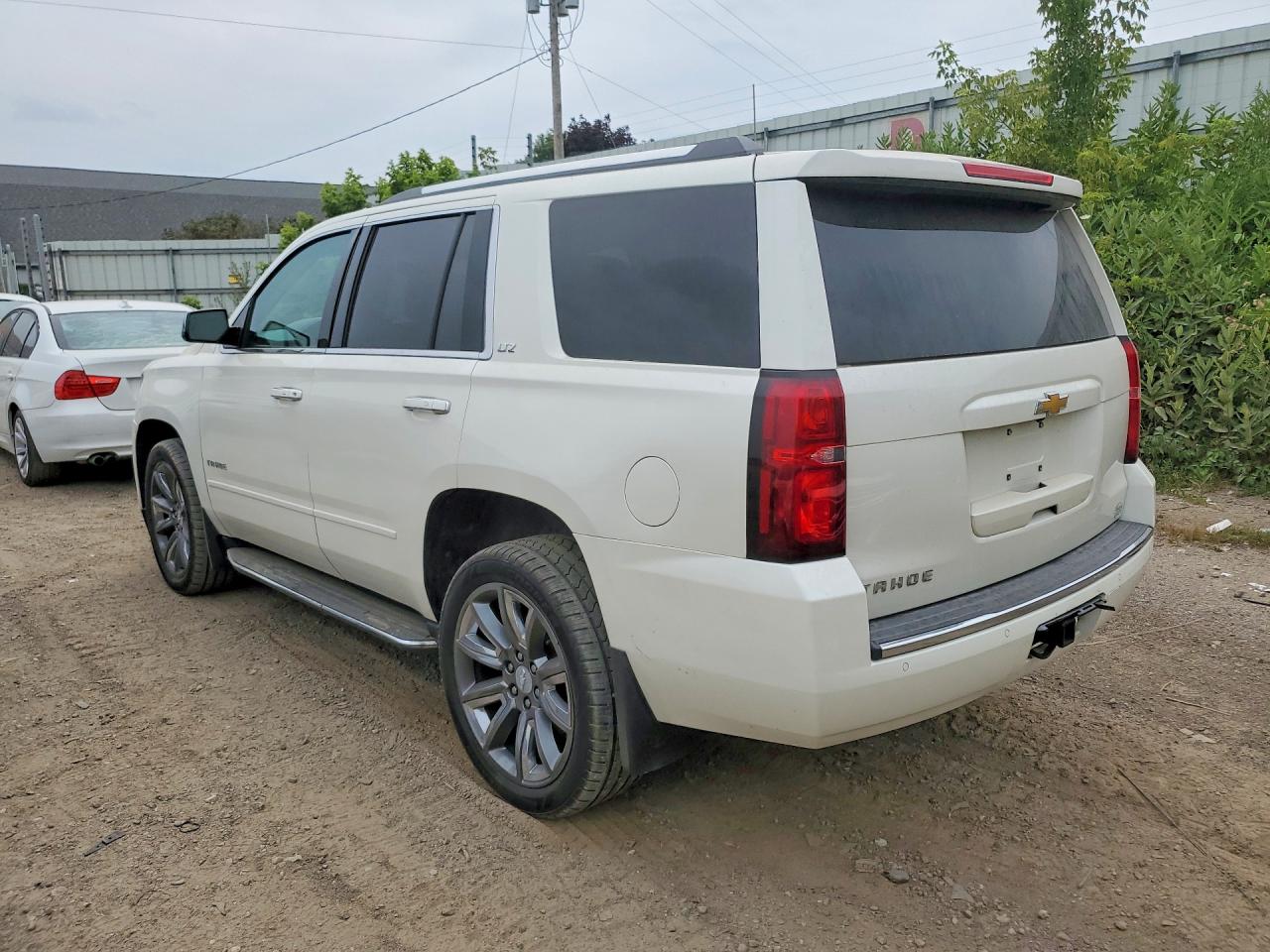 2015 Chevrolet Tahoe K1500 Ltz White vin: 1GNSKCKC8FR624863