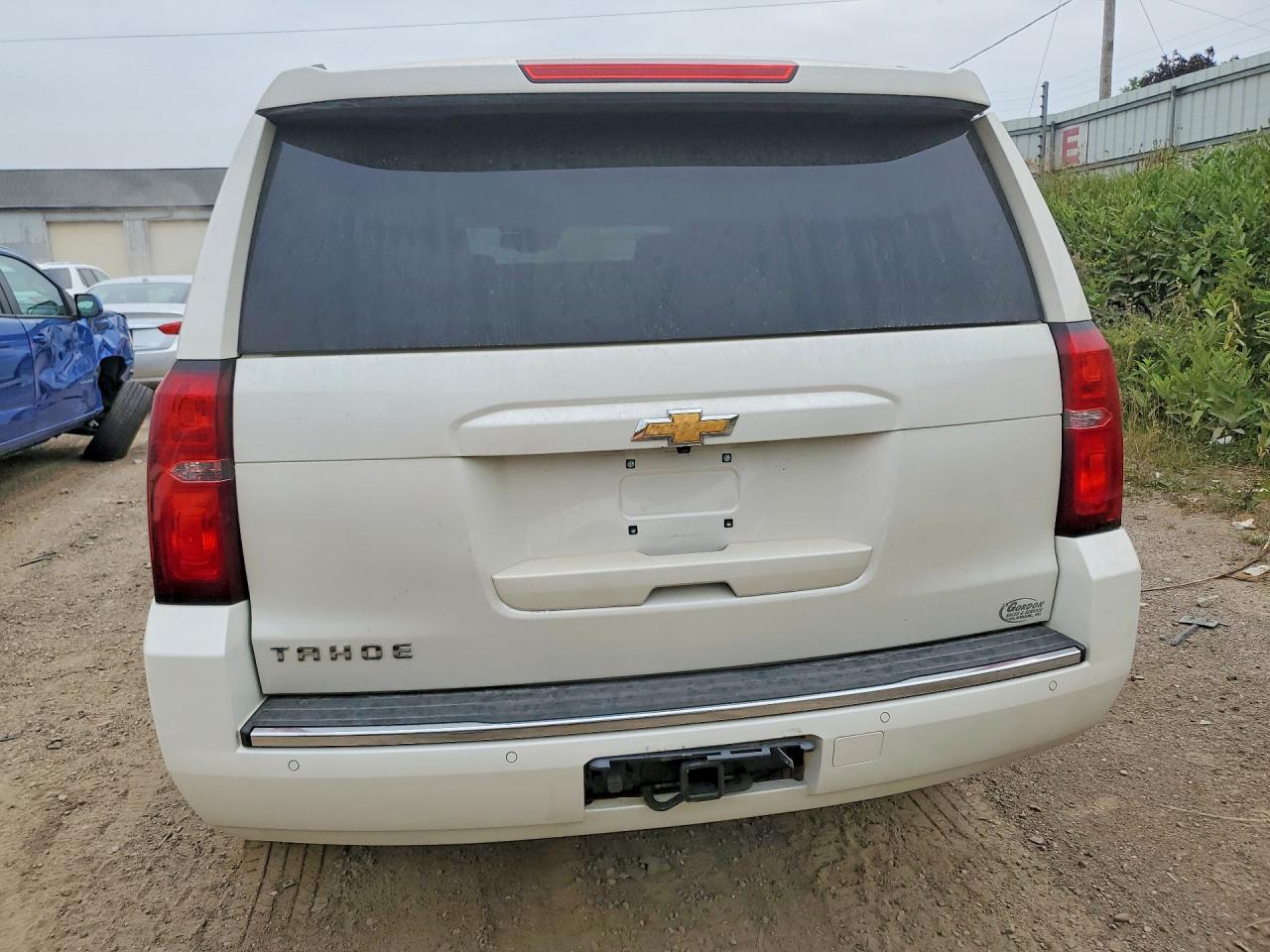 2015 Chevrolet Tahoe K1500 Ltz White vin: 1GNSKCKC8FR624863